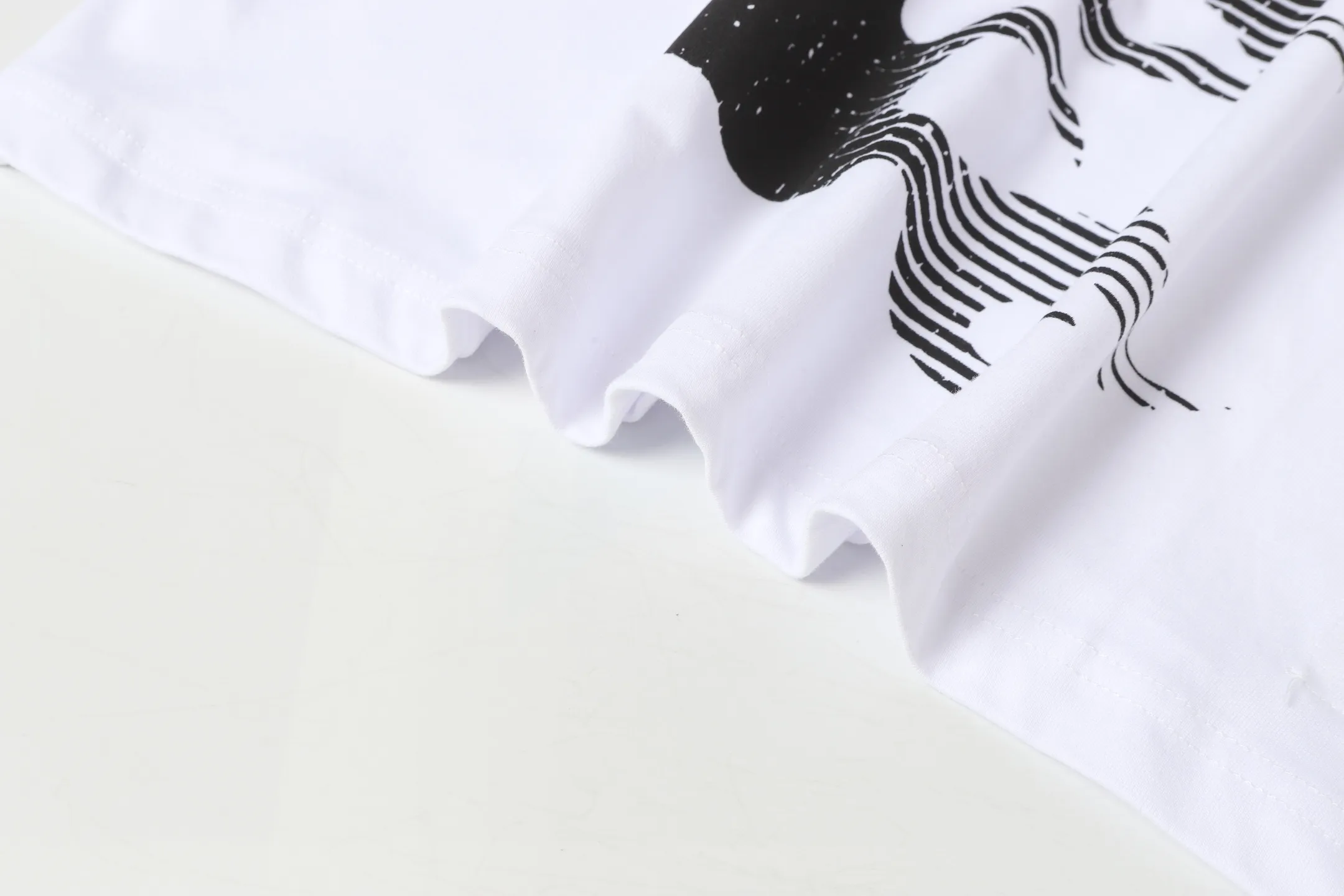 P108 Real-stock Hellstar Cross-border European and American style, street fashion brand pure cotton T-shirt Fabric (fabric): 32 pieces of 240g heavy combed double yarn pure cotton Size (size): S-M- L- X L Color (colour): white