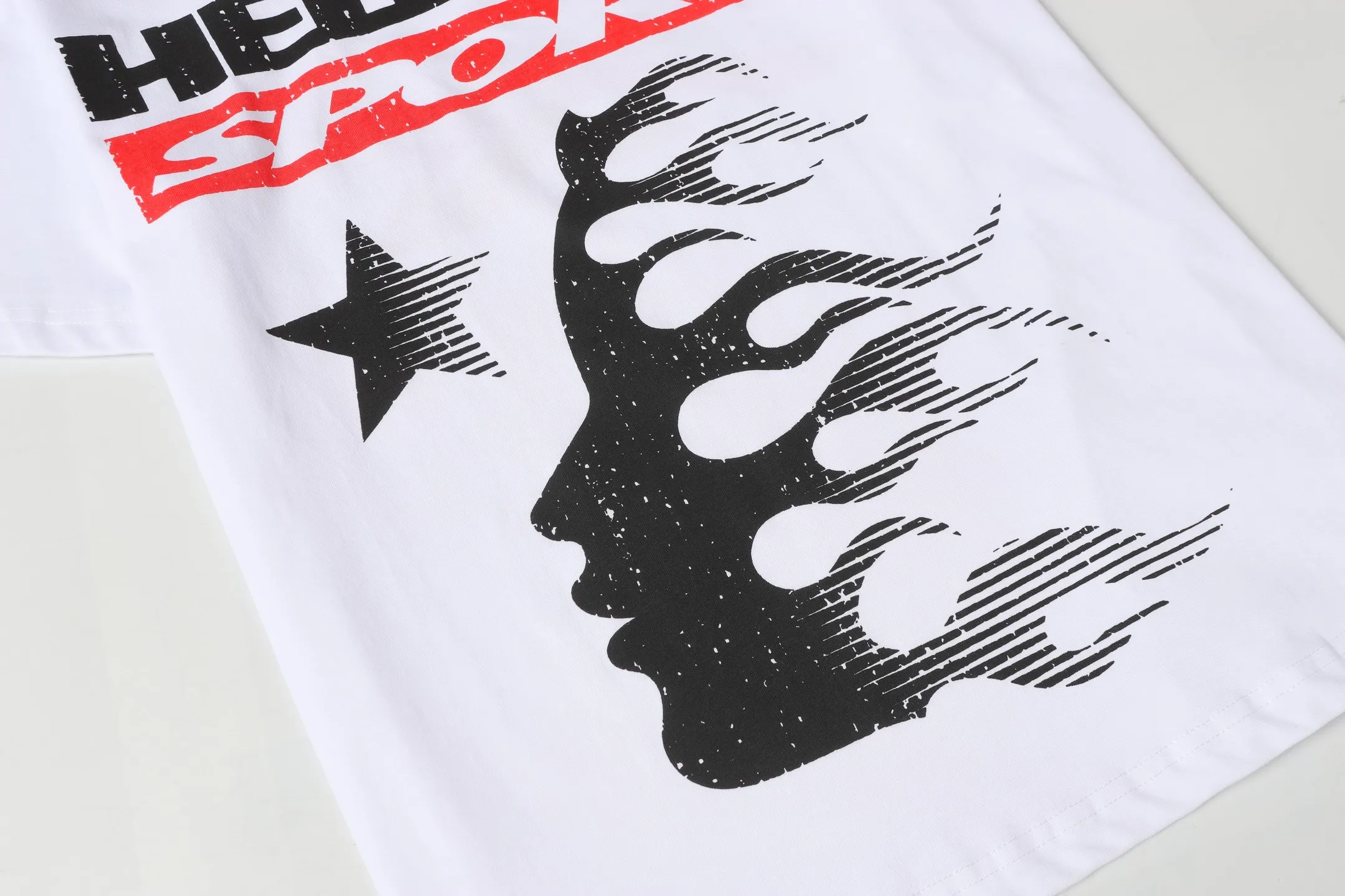P108 Real-stock Hellstar Cross-border European and American style, street fashion brand pure cotton T-shirt Fabric (fabric): 32 pieces of 240g heavy combed double yarn pure cotton Size (size): S-M- L- X L Color (colour): white