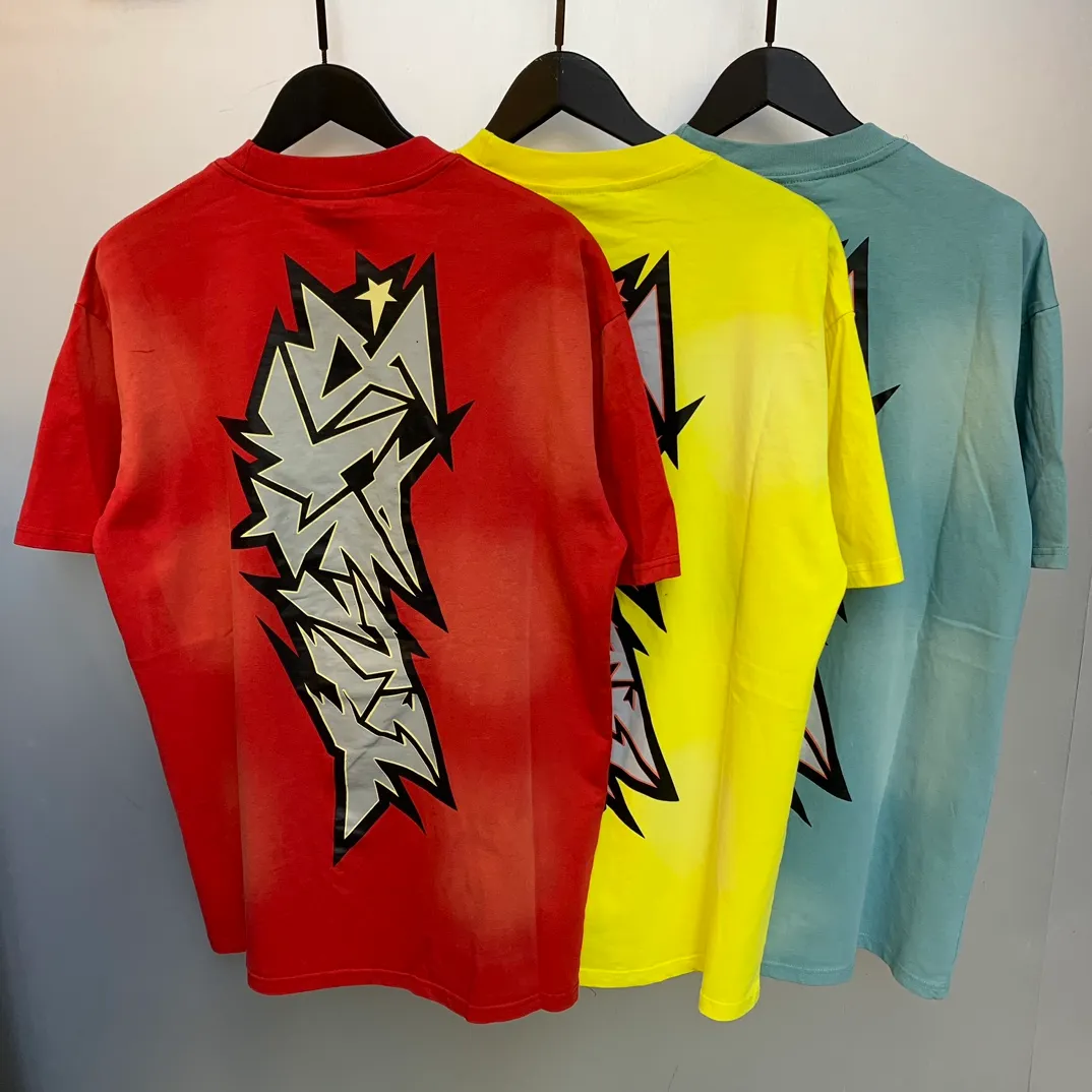 P126 Hellstar Studios Short Sleeve Tee Shirt Spray Horse T-shirt Short Sleeve The new hot beauty trend Hellstar!  Standard beauty and trendy workmanship, original customization (fabric, pattern, printing, hang tag, main mark, etc.), exaggerated style, explosive style, dare to break through tradition, bring adventurous new fashion experience!   YoungBoy, the most popular rapper in the youth circle, has shot a lot of models for him, and celebrities such as Dababy and Swae Lee frequently get dressed!  color: yellow, green, red Size: S, M, L, XL