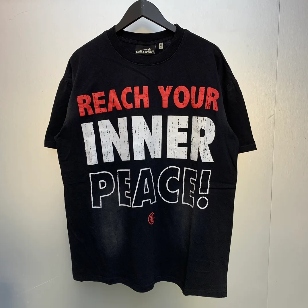 P126 INNER PEACE T-SHIRT HELLSTAR European and American trendy brand high-quality short-sleeved T-shirt, the new hot American trend Hellstar!  Standard beauty and trendy workmanship, original customization (fabric, pattern, printing, hang tag, main mark, etc.), exaggerated style, explosive style, dare to break through tradition, bring adventurous new fashion experience!   YoungBoy, the most popular rapper in the youth circle, has shot a lot of models for him, and celebrities such as Dababy and Swae Lee frequently get dressed!  color: black Size: S, M, L, XL