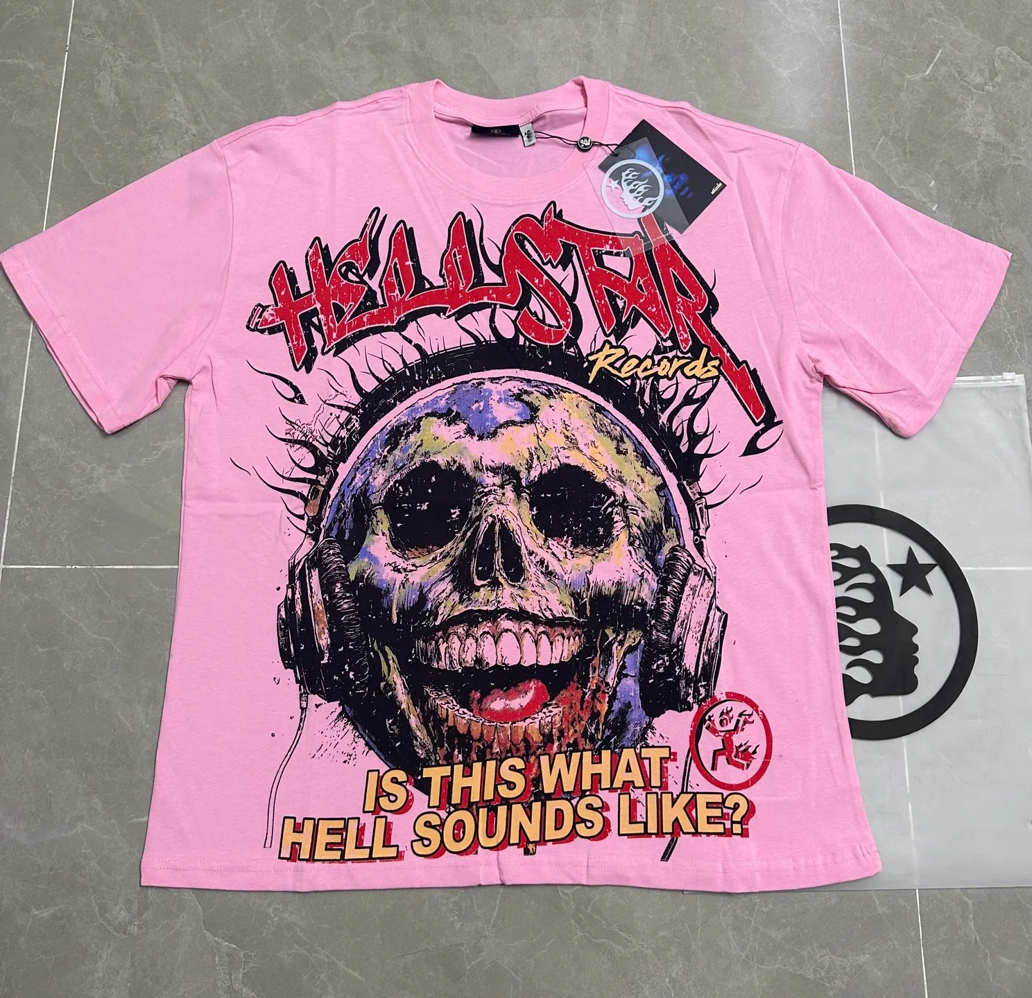 P116 778# white/pink ｜ Real stock Hellstar Cross-border European and American style, street brand pure cotton T-shirt Fabric (fabric): 32 counts of 240g heavy combed double yarn pure cotton Size (size): S-M- L- X L Color (colour): white, pink