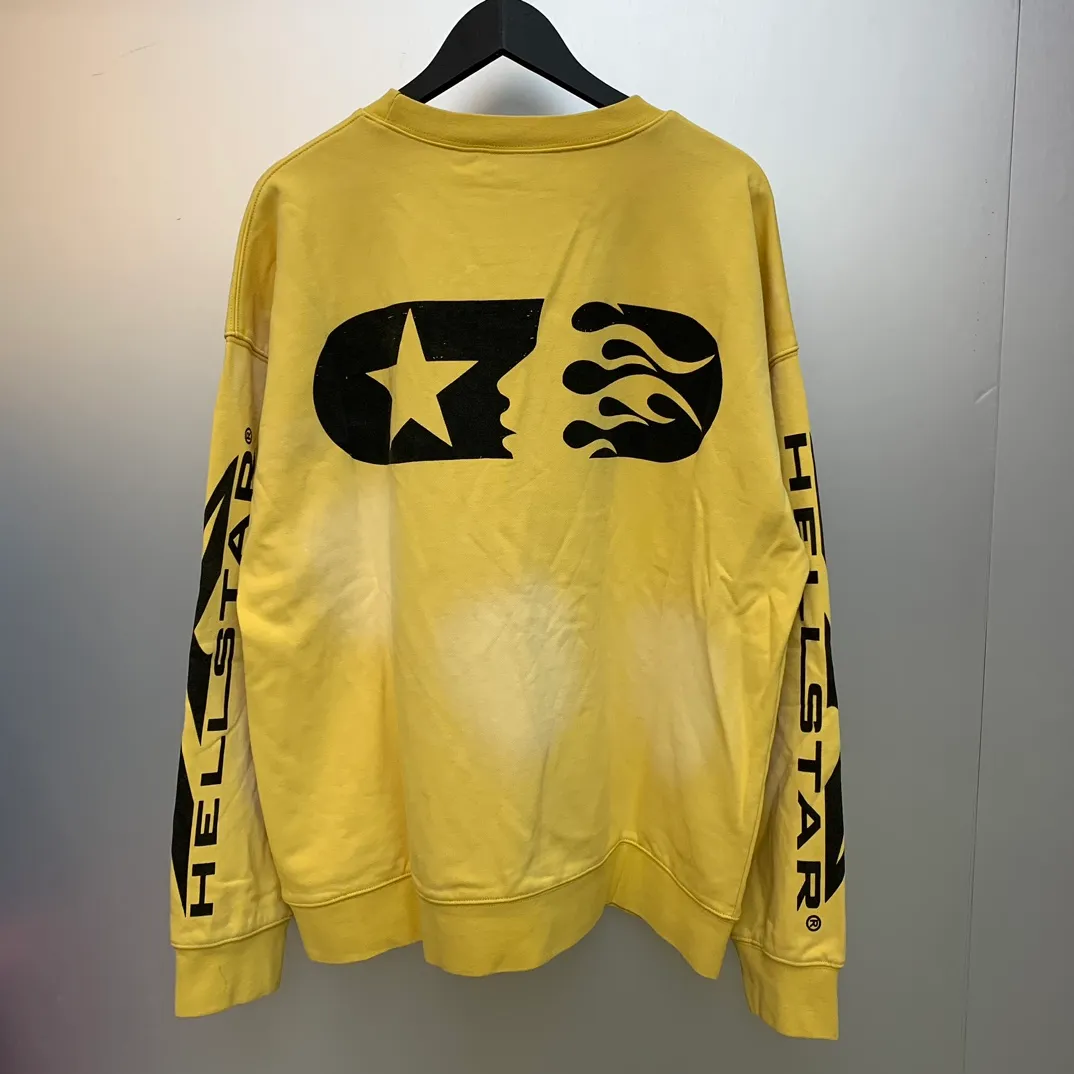 P210 Hellstar Studios Sports Hoodie New trendy brand distressed spray horse turtleneck sweatshirt color (color): yellow Size (size): S, M, L, XL