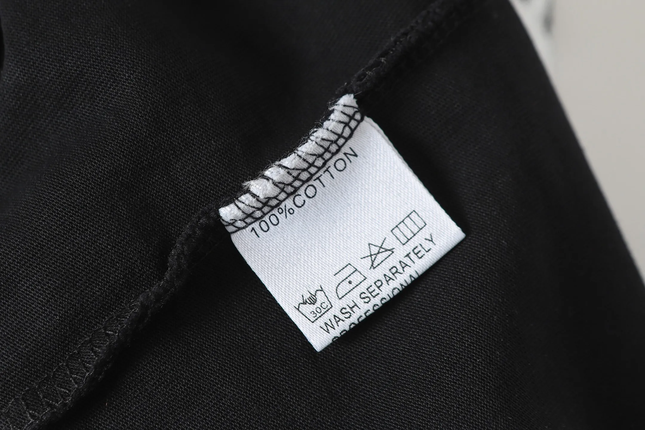 P124 Hellstar Hellstar Cross-border European and American style street fashion brand pure cotton T-shirt Fabric (fabric): 32 counts 250g washed combed double yarn pure cotton Size (size): S-M- L- X L Color (colour): Washed black (spray Ma Liu)