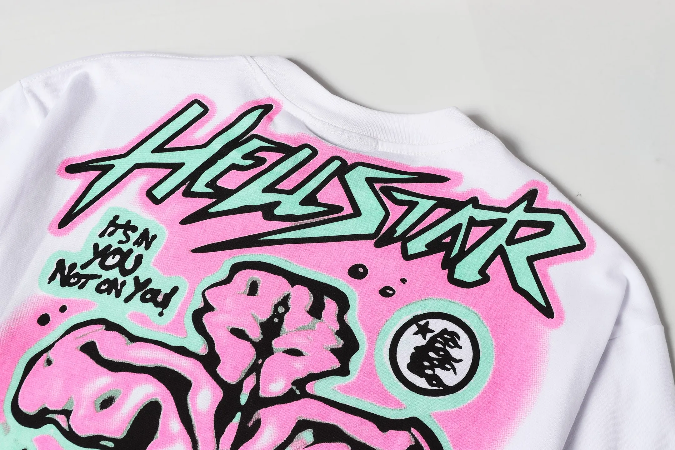 P108 Real-stock Hellstar Cross-border European and American style, street fashion brand pure cotton T-shirt Fabric (fabric): 32 pieces of 240g heavy combed double yarn pure cotton Size (size): S-M- L- X L Color (colour): White: Black 👉 👉