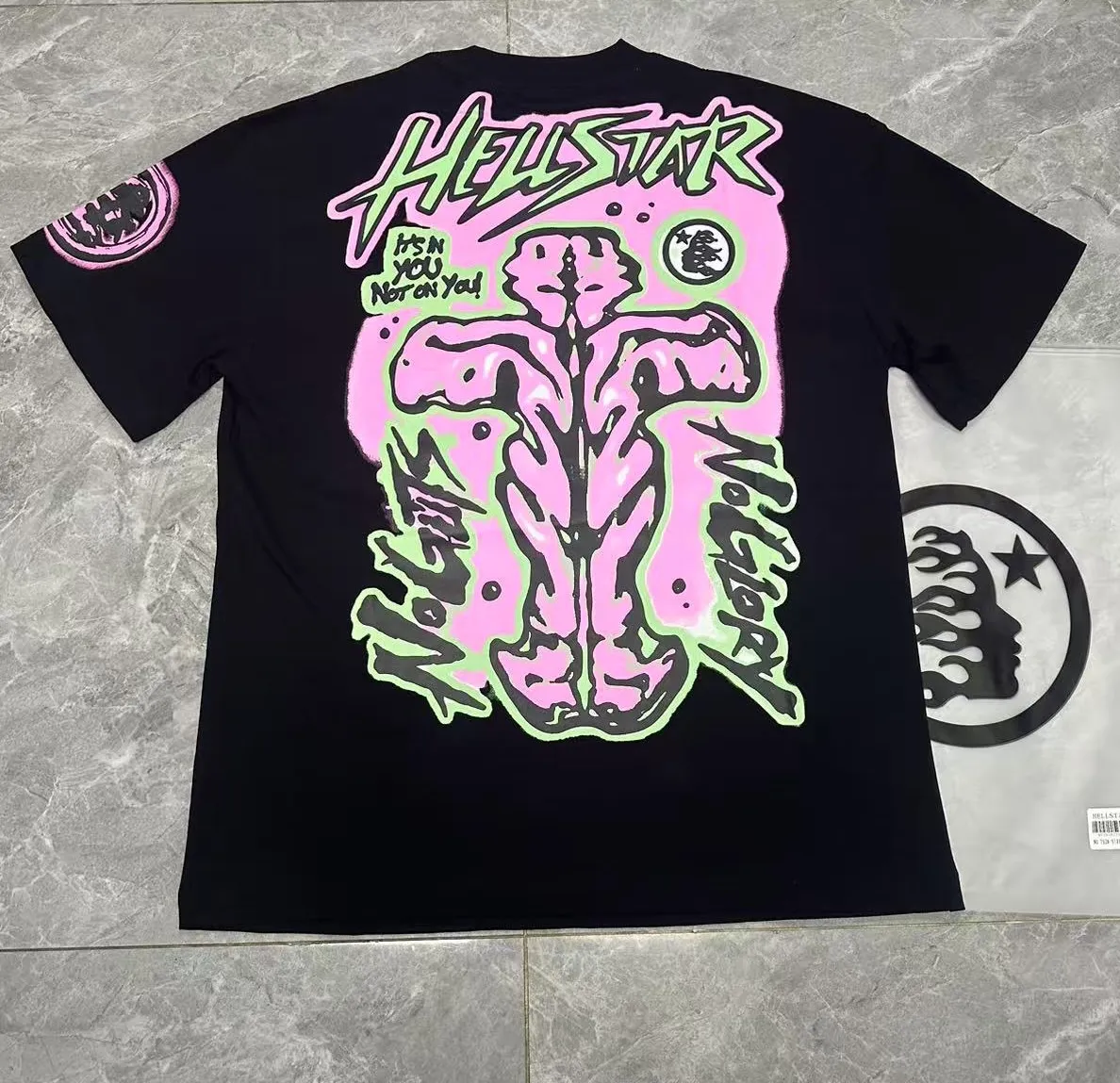 P108 Real-stock Hellstar Cross-border European and American style, street fashion brand pure cotton T-shirt Fabric (fabric): 32 pieces of 240g heavy combed double yarn pure cotton Size (size): S-M- L- X L Color (colour): White: Black 👉 👉