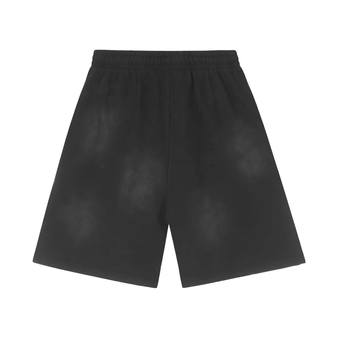 P150 7-color FLAME SHORTS Hellstar high-quality spray-on shorts, the new hot beauty trend Hellstar!  Standard beauty and trendy workmanship, original customization (fabric, pattern, printing, hang tag, main mark, etc.), exaggerated style, explosive style, dare to break through tradition, bring adventurous new fashion experience!   YoungBoy, the most popular rapper in the youth circle, has shot a lot of models for him, and celebrities such as Dababy and Swae Lee frequently get dressed!  Color: WHITE, Black red, Black green, Purple, Blue, Gray, Yellow Size: S, M, L, XL