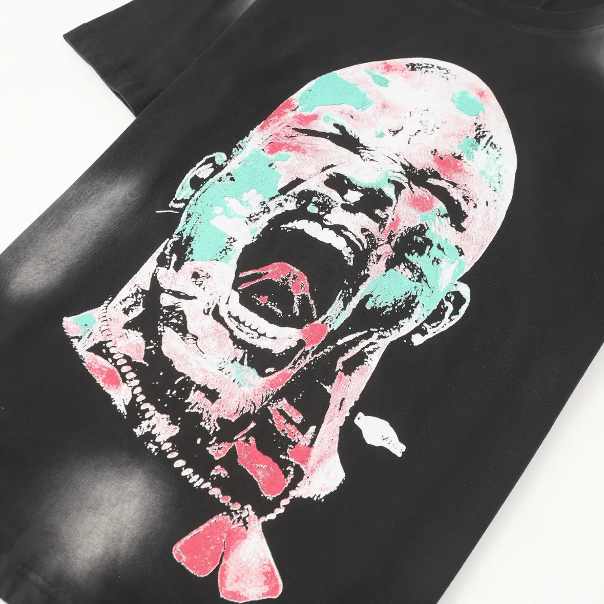 P124 Hellstar Hellstar Cross-border European and American style street fashion brand pure cotton T-shirt Fabric (fabric): 32 counts 250g washed combed double yarn pure cotton Size (size): S-M- L- X L Color (colour): Washed black (spray Ma Liu)