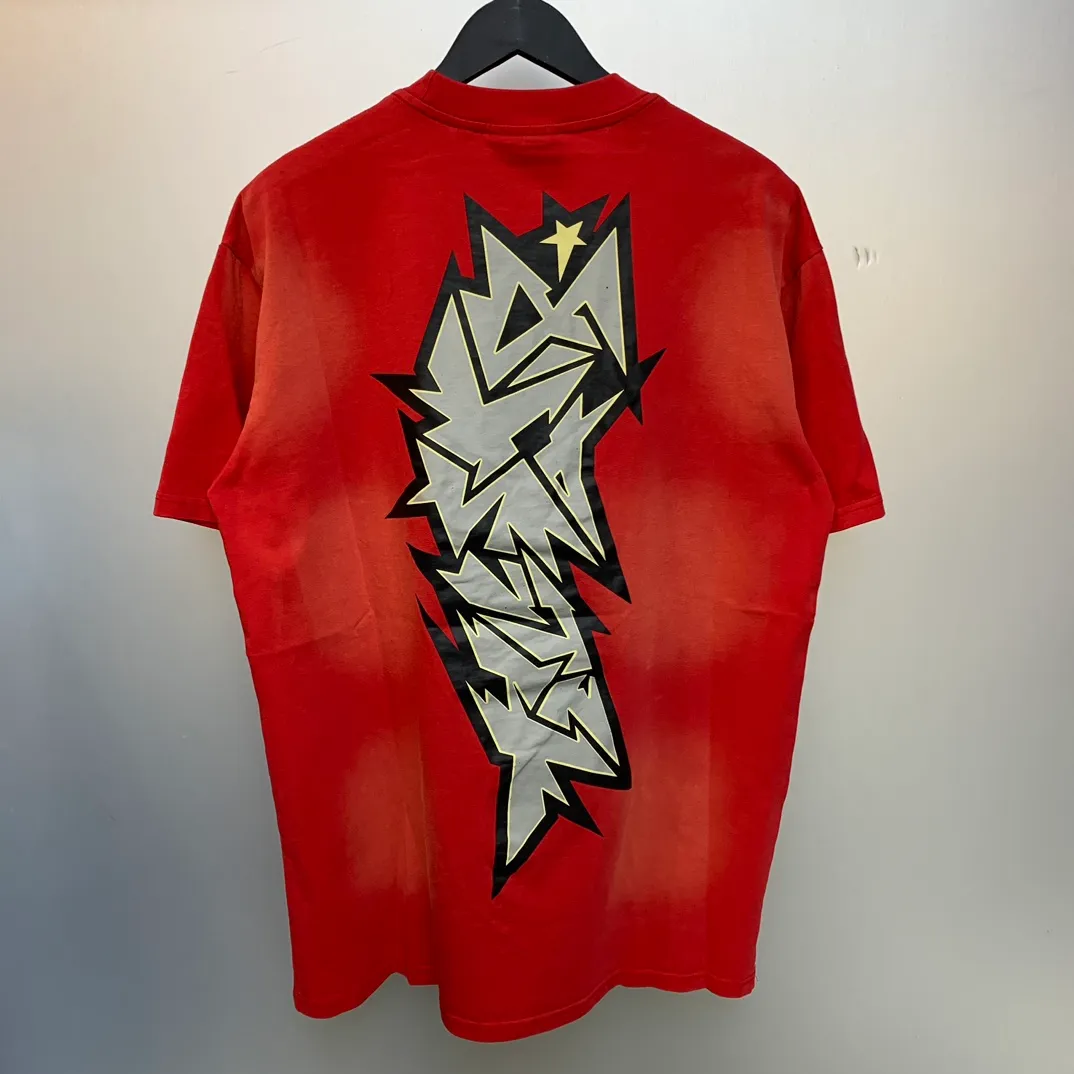 P126 Hellstar Studios Short Sleeve Tee Shirt Spray Horse T-shirt Short Sleeve The new hot beauty trend Hellstar!  Standard beauty and trendy workmanship, original customization (fabric, pattern, printing, hang tag, main mark, etc.), exaggerated style, explosive style, dare to break through tradition, bring adventurous new fashion experience!   YoungBoy, the most popular rapper in the youth circle, has shot a lot of models for him, and celebrities such as Dababy and Swae Lee frequently get dressed!  color: yellow, green, red Size: S, M, L, XL