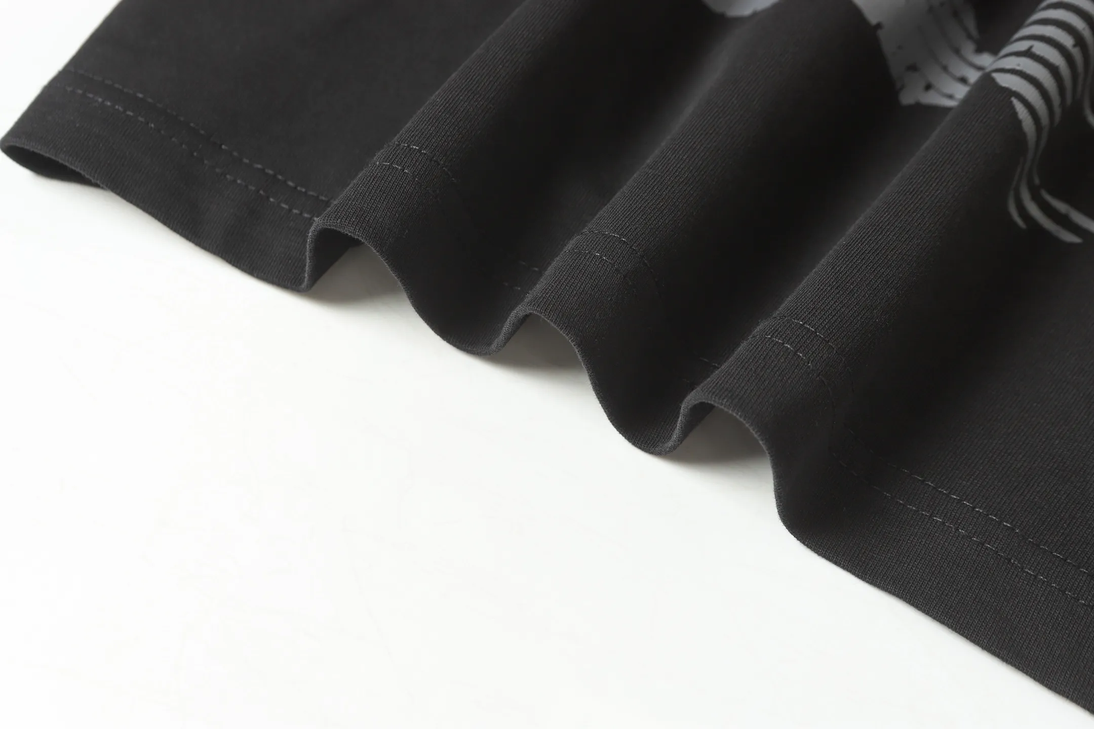P124 Real-stock Hellstar Cross-border European and American style street brand pure cotton T-shirt Fabric (fabric): 32 counts of 250g washed combed double yarn pure cotton Size (size): S-M- L-