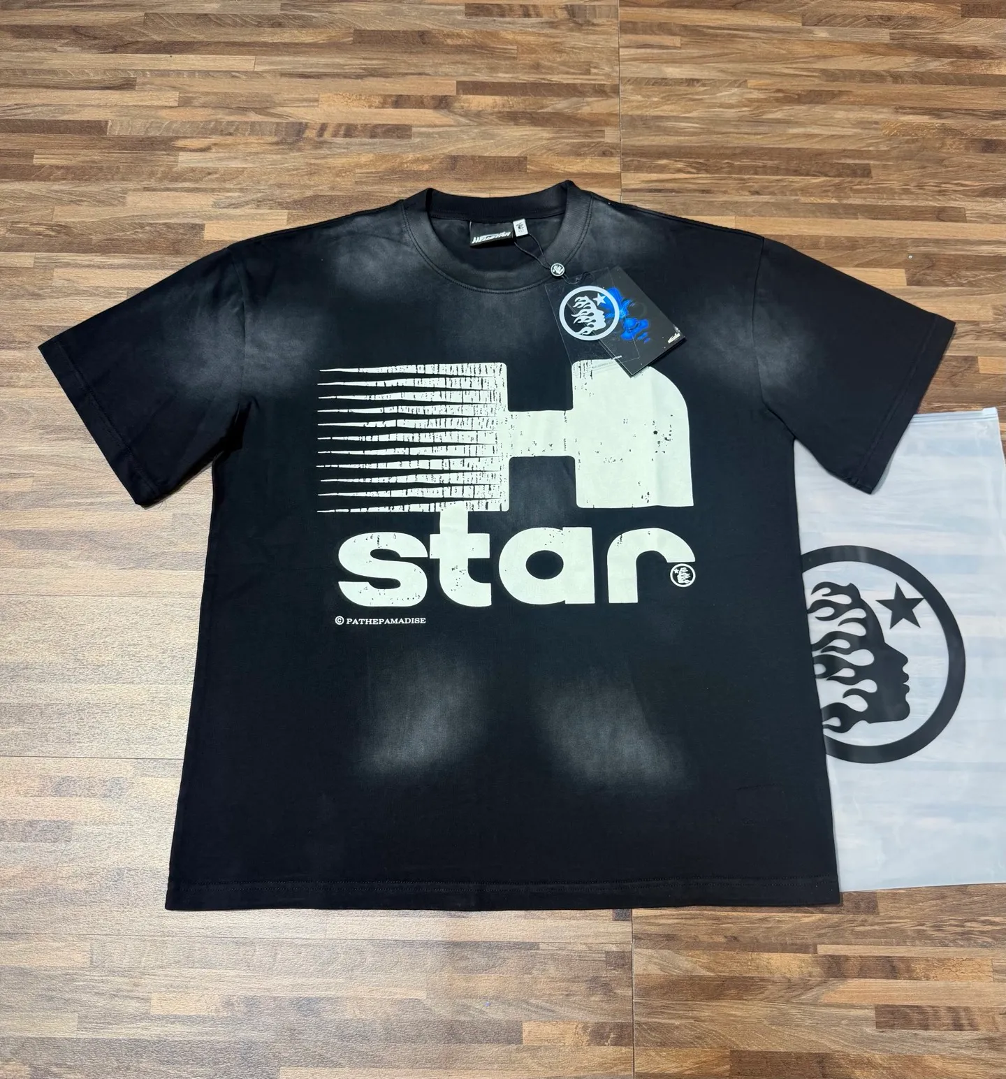 P124 Real-stock high-definition Hellstar Cross-border European and American style street brand pure cotton T-shirt Fabric (fabric): 32 pieces of 250g washed combed double yarn pure cotton Size (size): S-M- L- X L Color (colour): Washed black