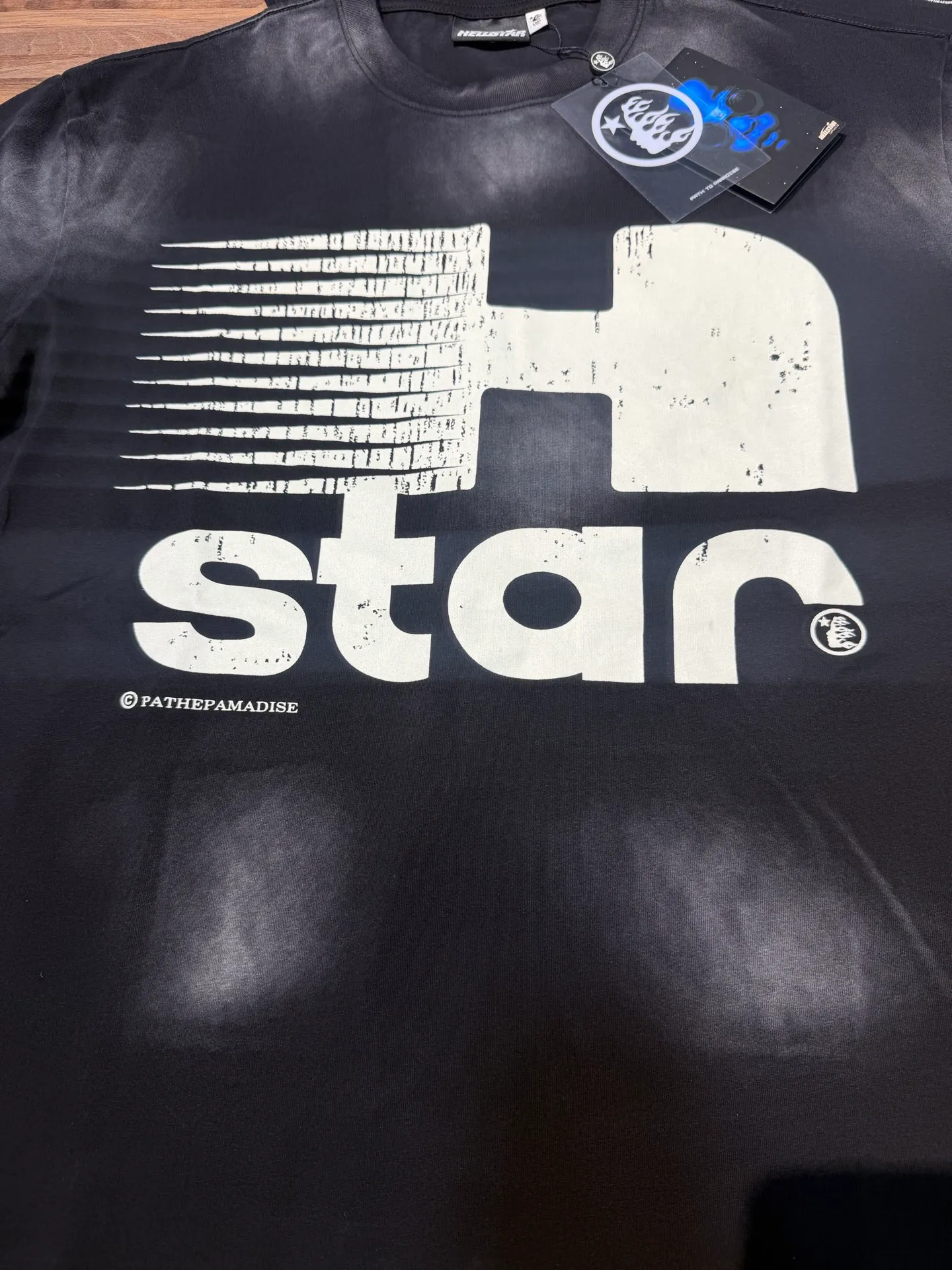 P124 Real-stock high-definition Hellstar Cross-border European and American style street brand pure cotton T-shirt Fabric (fabric): 32 pieces of 250g washed combed double yarn pure cotton Size (size): S-M- L- X L Color (colour): Washed black