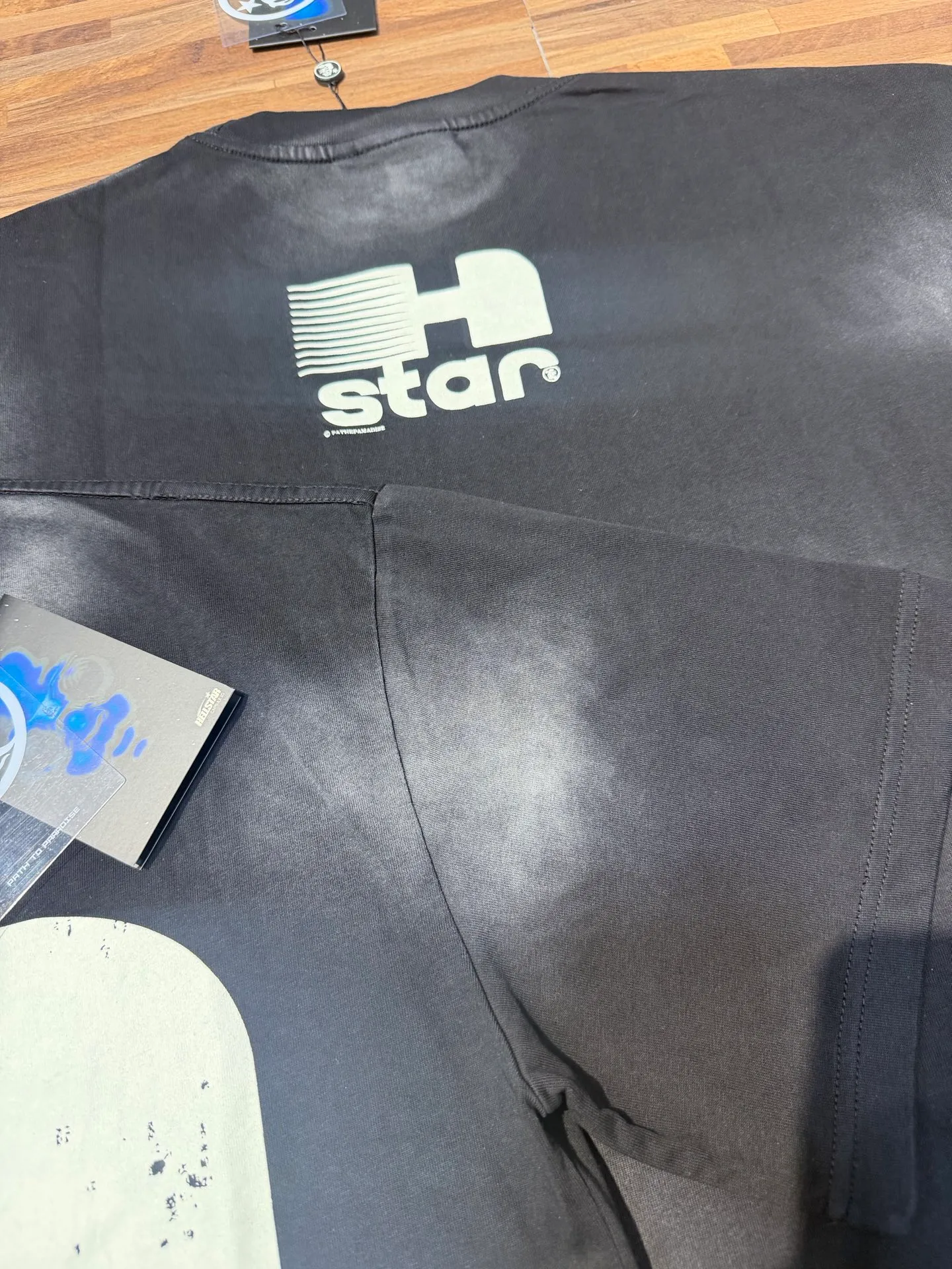 P124 Real-stock high-definition Hellstar Cross-border European and American style street brand pure cotton T-shirt Fabric (fabric): 32 pieces of 250g washed combed double yarn pure cotton Size (size): S-M- L- X L Color (colour): Washed black