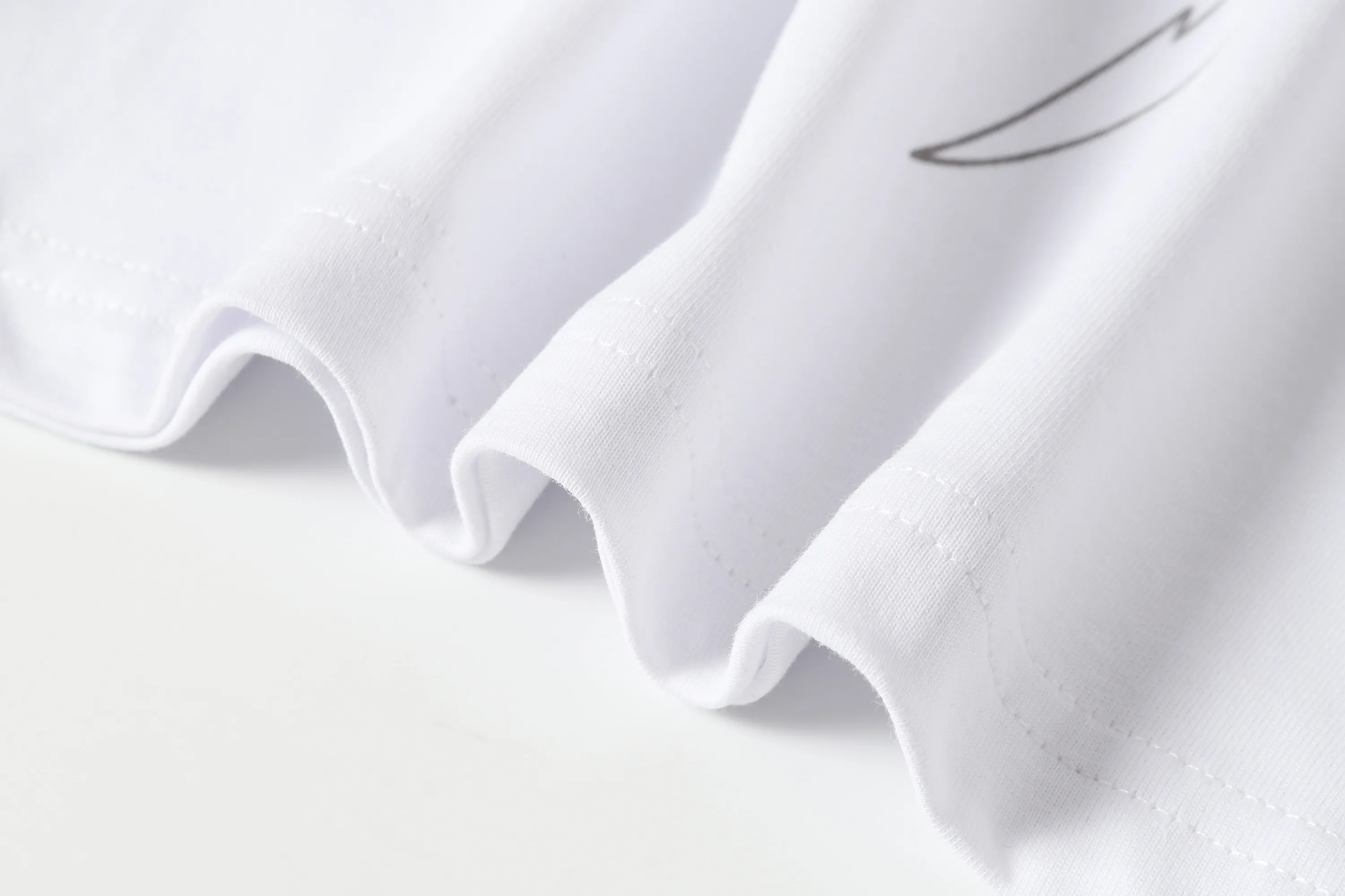 P108 Real-stock Hellstar Cross-border European and American style, street fashion brand pure cotton T-shirt Fabric (fabric): 32 pieces of 240g heavy combed double yarn pure cotton Size (size): S-M- L- X L Color (colour): white
