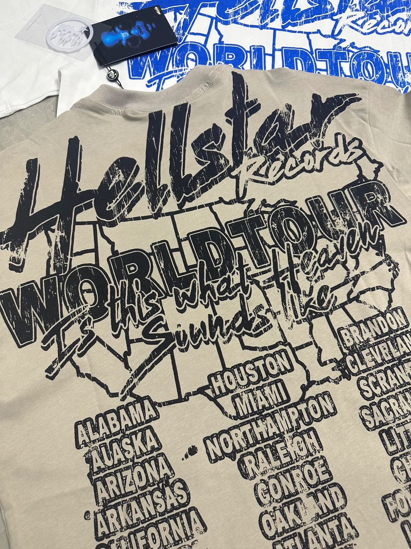 P108 781# white/ash Real stock Hellstar Cross-border European and American style, street fashion brand pure cotton T-shirt Fabric (fabric): 32 pieces of 240g heavy combed double yarn pure cotton Size (size): S-M- L- X L Color (colour): white, ash