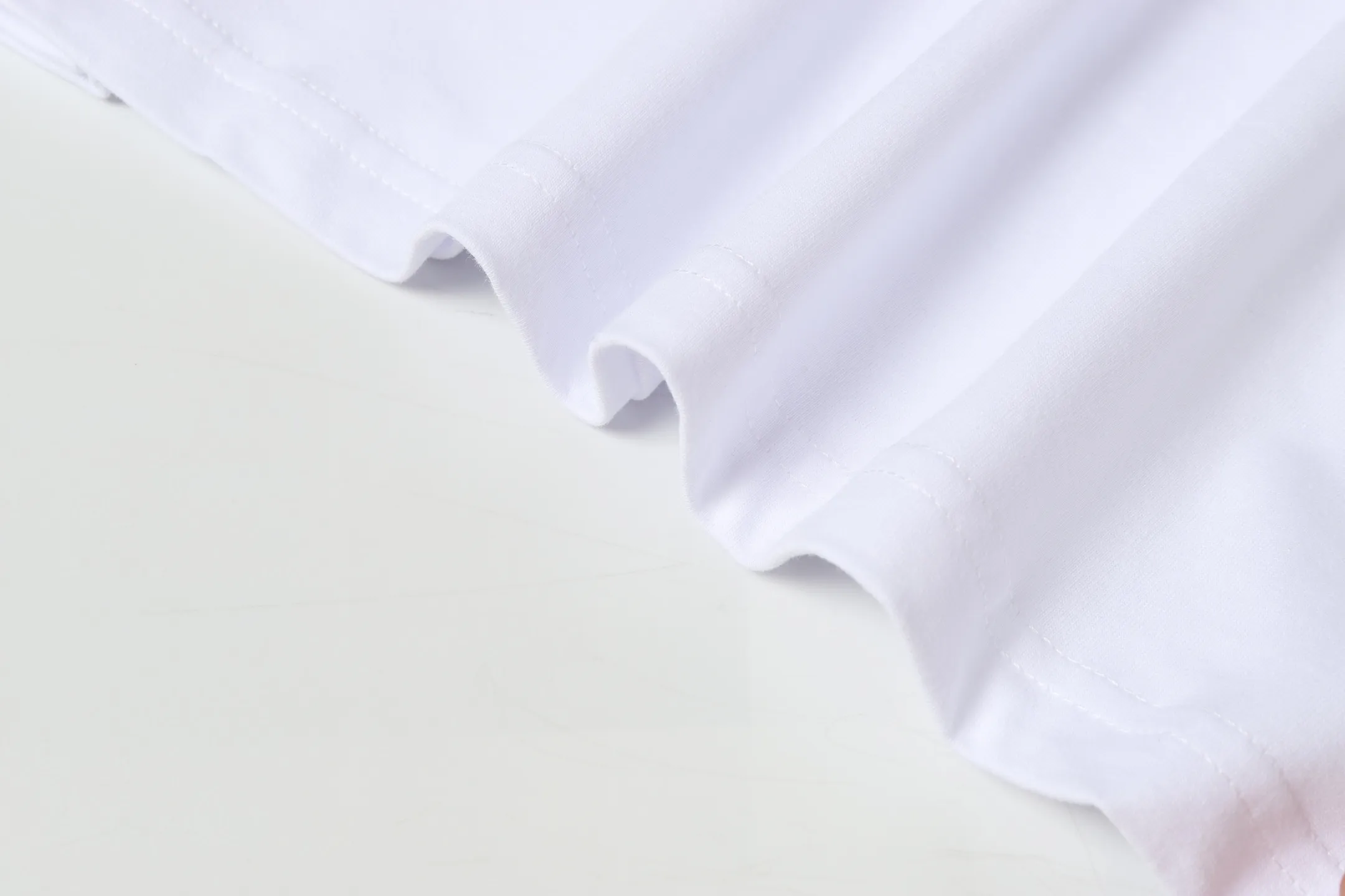 P108 Real-stock Hellstar Cross-border European and American style, street fashion brand pure cotton T-shirt Fabric (fabric): 32 pieces of 240g heavy combed double yarn pure cotton Size (size): S-M- L- X L Color (colour): white 👉