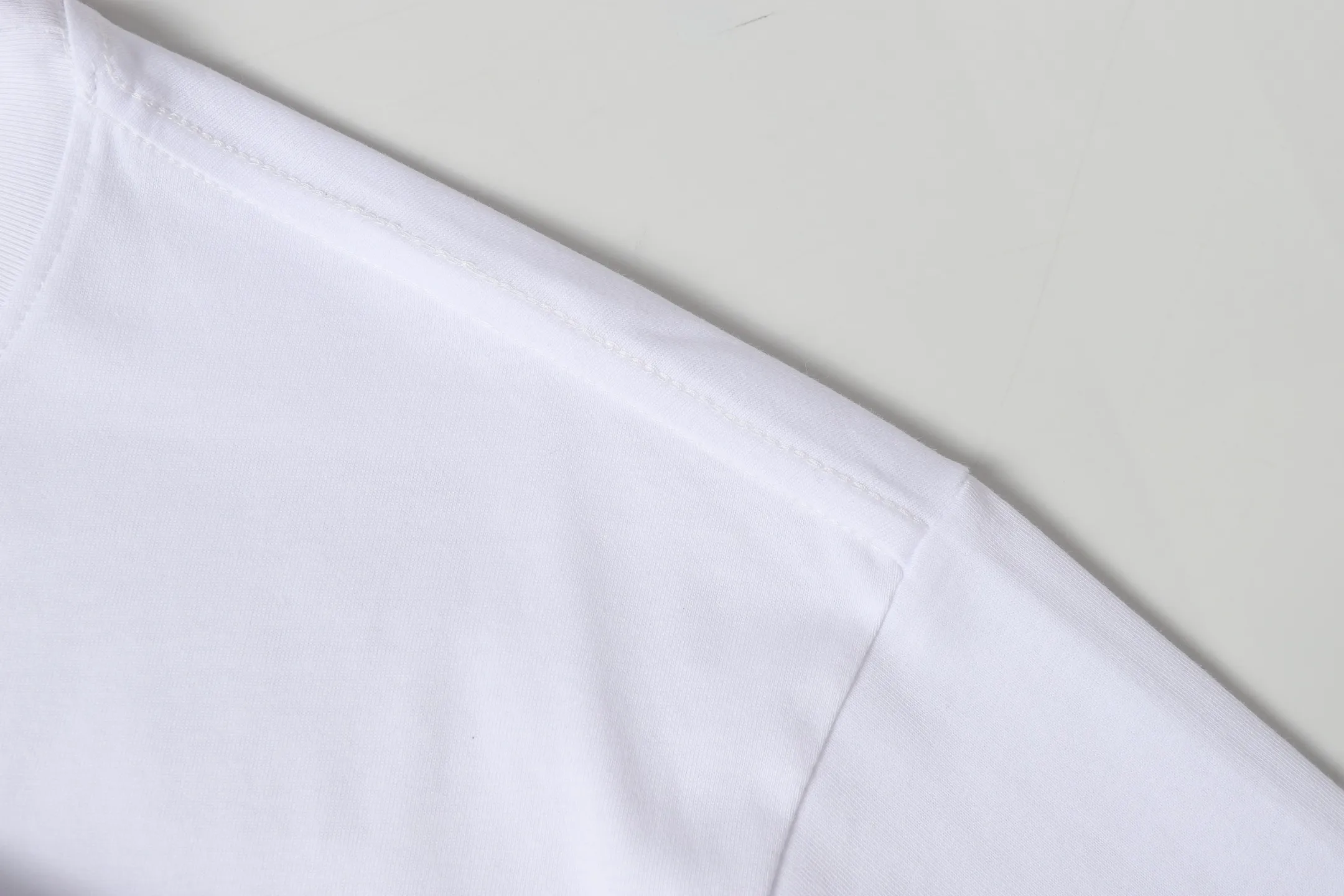 P108 Real-stock Hellstar Cross-border European and American style, street fashion brand pure cotton T-shirt Fabric (fabric): 32 pieces of 240g heavy combed double yarn pure cotton Size (size): S-M- L- X L Color (colour): white 👉