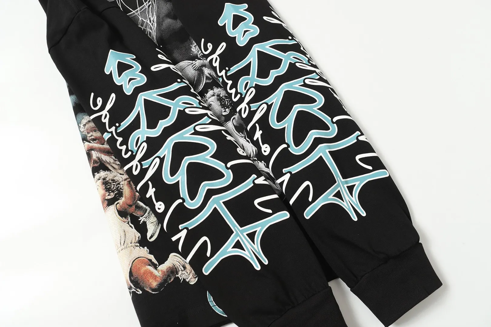 P140 Real-stock Hellstar Cross-border European and American style/street fashion brand pure cotton long-sleeved T-shirt Fabric (fabric): High-density 26-count 270-gram heavy combed double yarn pure cotton Size (size): S-M- L- X L Color (colour): Active black/apricot 👉