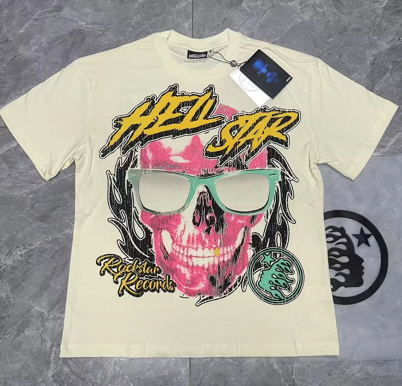 P108 Real-stock Hellstar Cross-border European and American style, street fashion brand pure cotton T-shirt Fabric (fabric): 32 counts of 240g heavy combed double yarn pure cotton Size (size): S-M- L- X L Color (colour): white, apricot