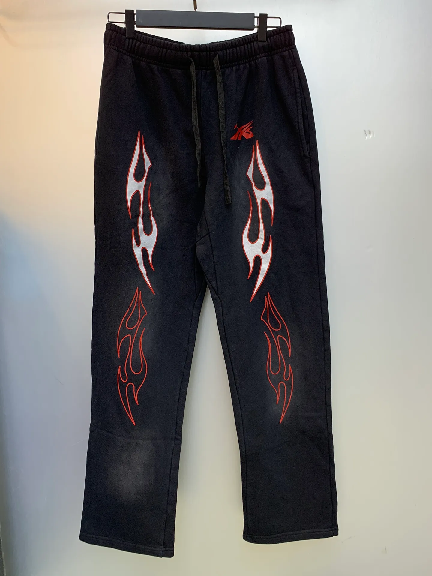 P210 Hellstar Sports Future Flame Sweatpants Black Fashion brand high-quality pure cotton sweatpants terry trousers color (color): Vintage Black (washed black) Size (size): S, M, L, XL