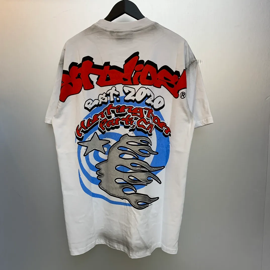 P126 HELLSTAR STUDIOS SCREAMING KID T-SHIRT American fashion spray Ma Liu T-shirt short-sleeved new hot beauty fashion Hellstar!  Standard beauty and trendy workmanship, original customization (fabric, pattern, printing, hang tag, main mark, etc.), exaggerated style, explosive style, dare to break through tradition, bring adventurous new fashion experience!   YoungBoy, the most popular rapper in the youth circle, has shot a lot of models for him, and celebrities such as Dababy and Swae Lee frequently get dressed!  color: white Size: S, M, L, XL
