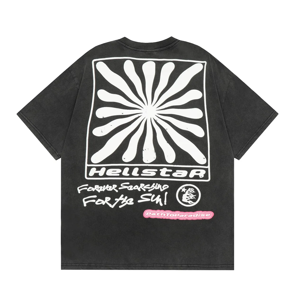 P134 Hellstar Studios Sun Short Sleeve Tee Shirt Black Short Sleeve T-shirt The new hot beauty trend Hellstar! Standard beauty and trendy workmanship, original customization (fabric, pattern, printing, hang tag, main mark, etc.), exaggerated style, explosive style, dare to break through tradition, bring adventurous new fashion experience!   YoungBoy, the most popular rapper in the youth circle, has shot a lot of models for him, and celebrities such as Dababy and Swae Lee frequently get dressed!   color: Vintage Black (washed black) size: S, M, L, XL
