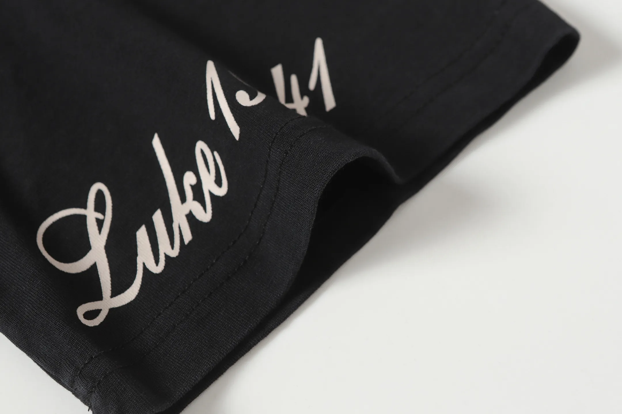P124 Hellstar Hellstar Cross-border European and American style street fashion brand pure cotton T-shirt Fabric (fabric): 32 counts 250g washed combed double yarn pure cotton Size (size): S-M- L- X L Color (colour): Washed black (spray Ma Liu)