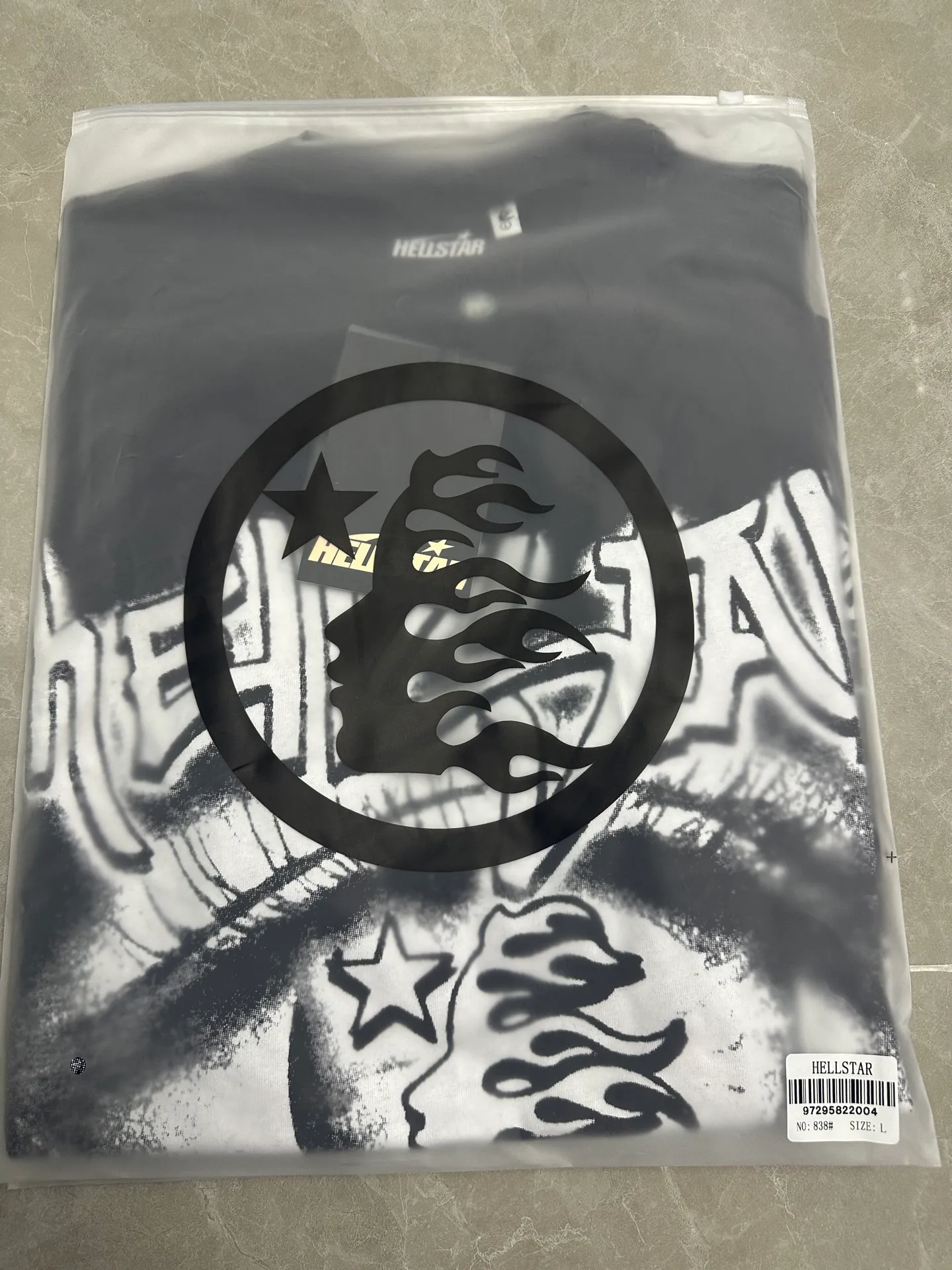 P124 838## Washed black spray Ma Liu I Hellstar Cross-border European and American style street fashion brand pure cotton T-shirt Fabric (fabric): 32 counts 250g washed combed double yarn pure cotton Size (size): S-M- L- X L Color (colour): Washed black (spray Ma Liu)