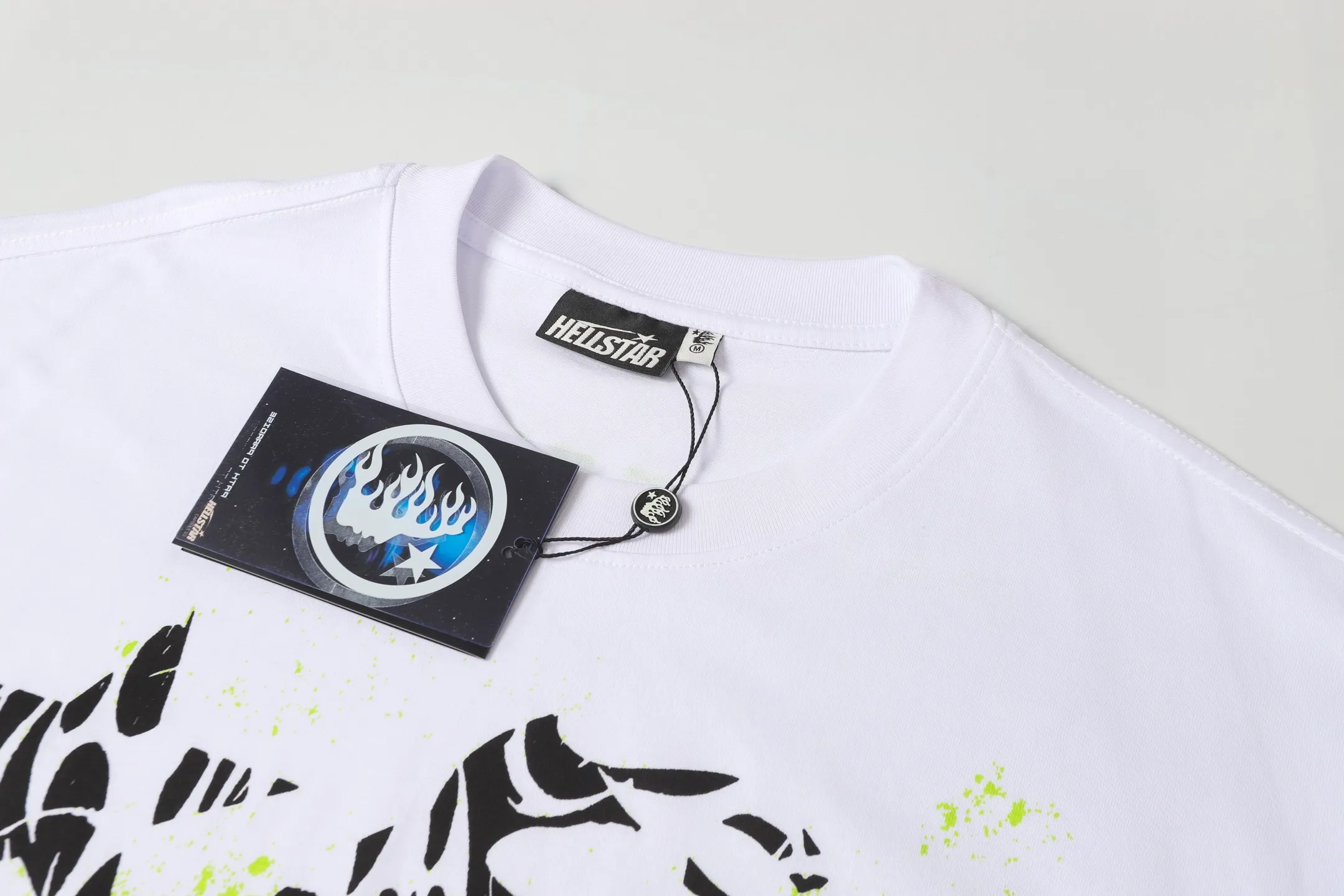 P108 Real-stock Hellstar Cross-border European and American style, street fashion brand pure cotton T-shirt Fabric (fabric): 32 pieces of 240g heavy combed double yarn pure cotton Size (size): S-M- L- X L Color (colour): white-red white-green 👉