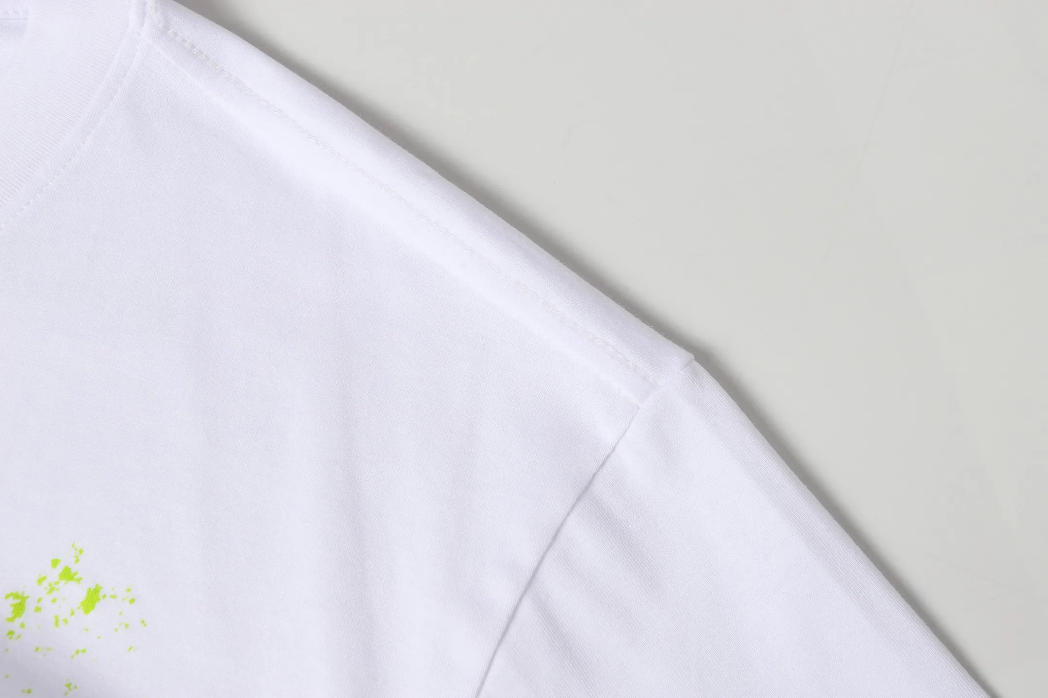P108 Real-stock Hellstar Cross-border European and American style, street fashion brand pure cotton T-shirt Fabric (fabric): 32 pieces of 240g heavy combed double yarn pure cotton Size (size): S-M- L- X L Color (colour): white-red white-green 👉