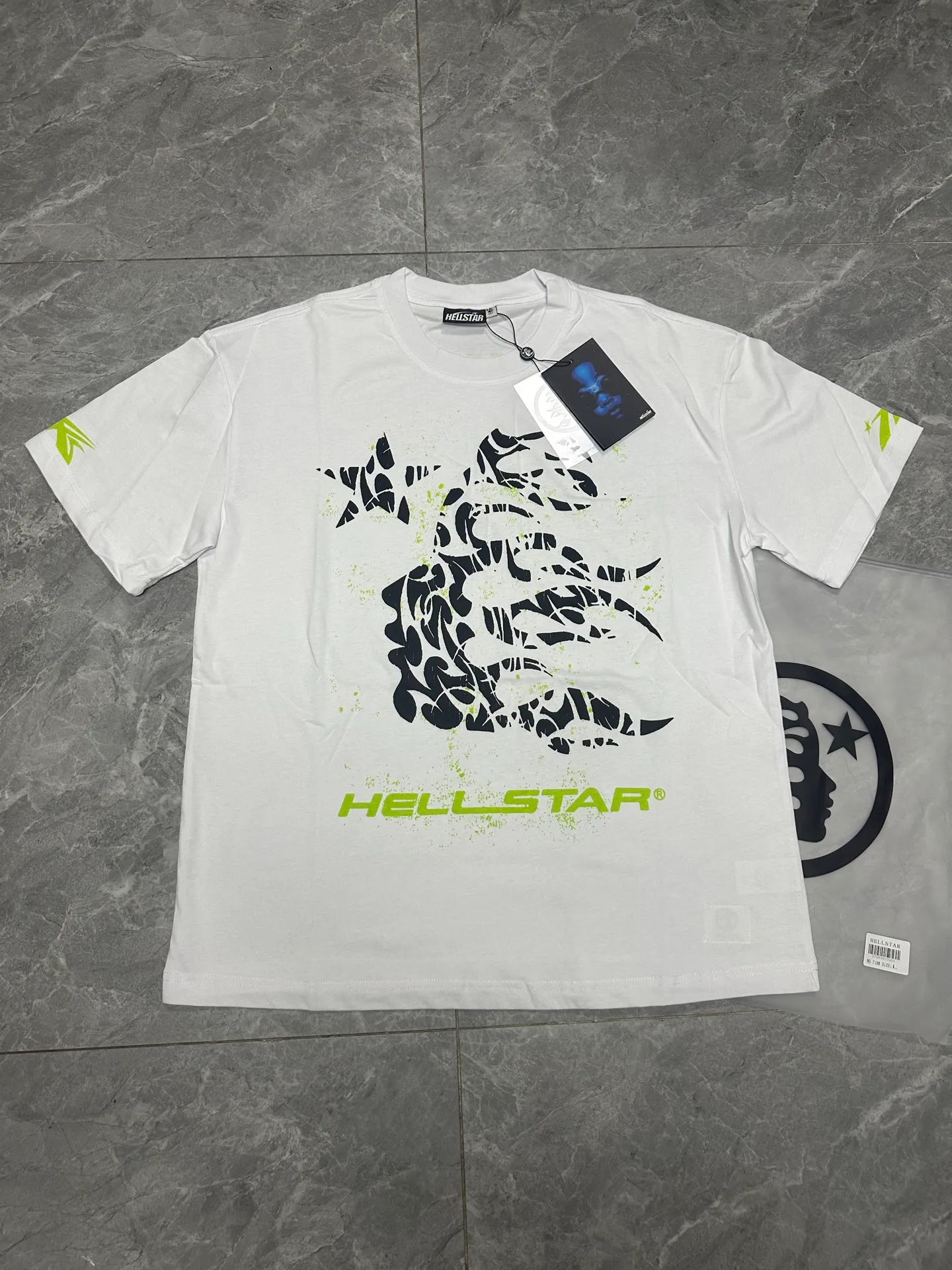 P108 Real-stock Hellstar Cross-border European and American style, street fashion brand pure cotton T-shirt Fabric (fabric): 32 pieces of 240g heavy combed double yarn pure cotton Size (size): S-M- L- X L Color (colour): white-red white-green 👉