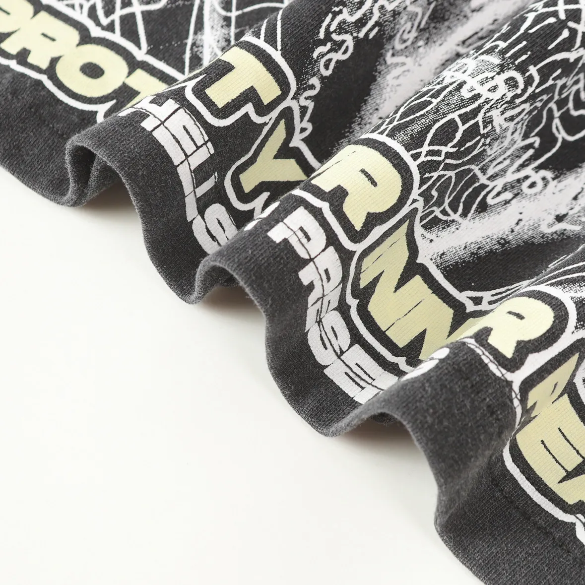 P124 Hellstar Hellstar Cross-border European and American style street fashion brand pure cotton T-shirt Fabric (fabric): 32 counts 250g washed combed double yarn pure cotton Size (size): S-M- L- X L Color (colour): Washed black (spray Ma Liu)