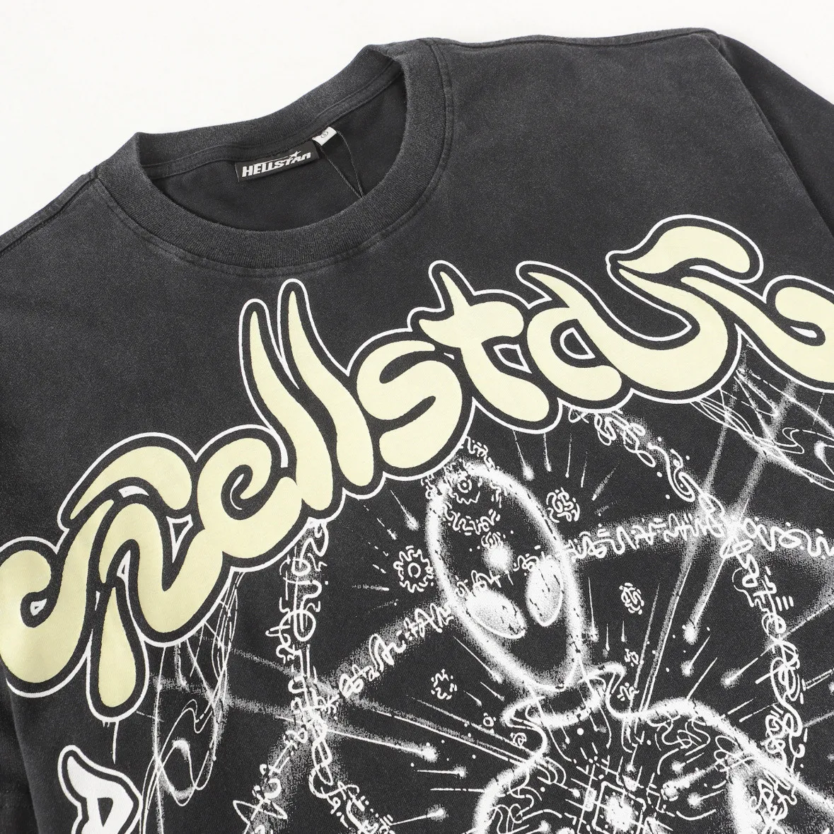 P124 Hellstar Hellstar Cross-border European and American style street fashion brand pure cotton T-shirt Fabric (fabric): 32 counts 250g washed combed double yarn pure cotton Size (size): S-M- L- X L Color (colour): Washed black (spray Ma Liu)
