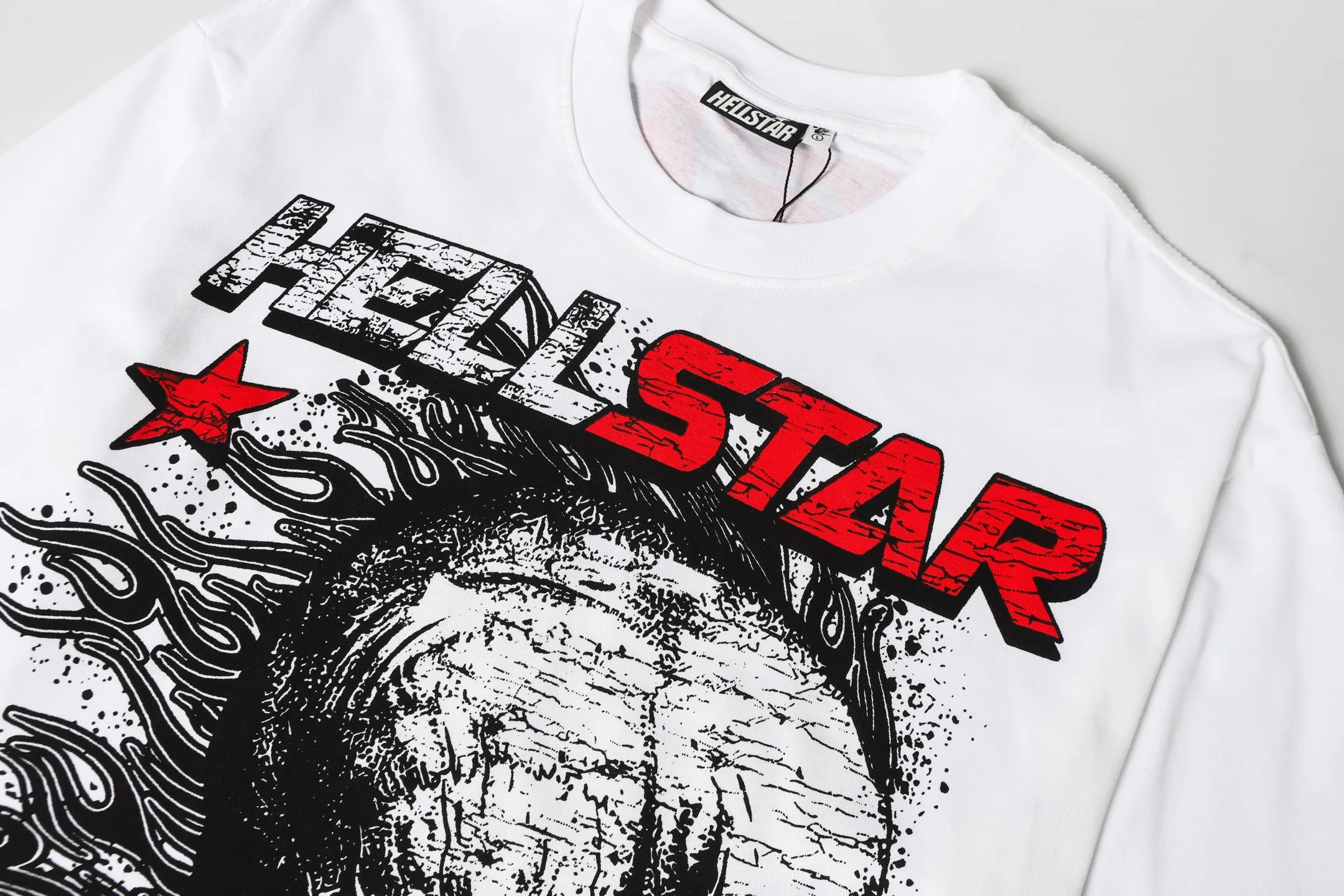 P108 Real-stock Hellstar cross-border European and American style, street fashion brand pure cotton T-shirt. Fabric: 32 counts of 240g combed double yarn pure cotton Size: S-M- L- X L Color: White: Apricot 👉 👉 👉