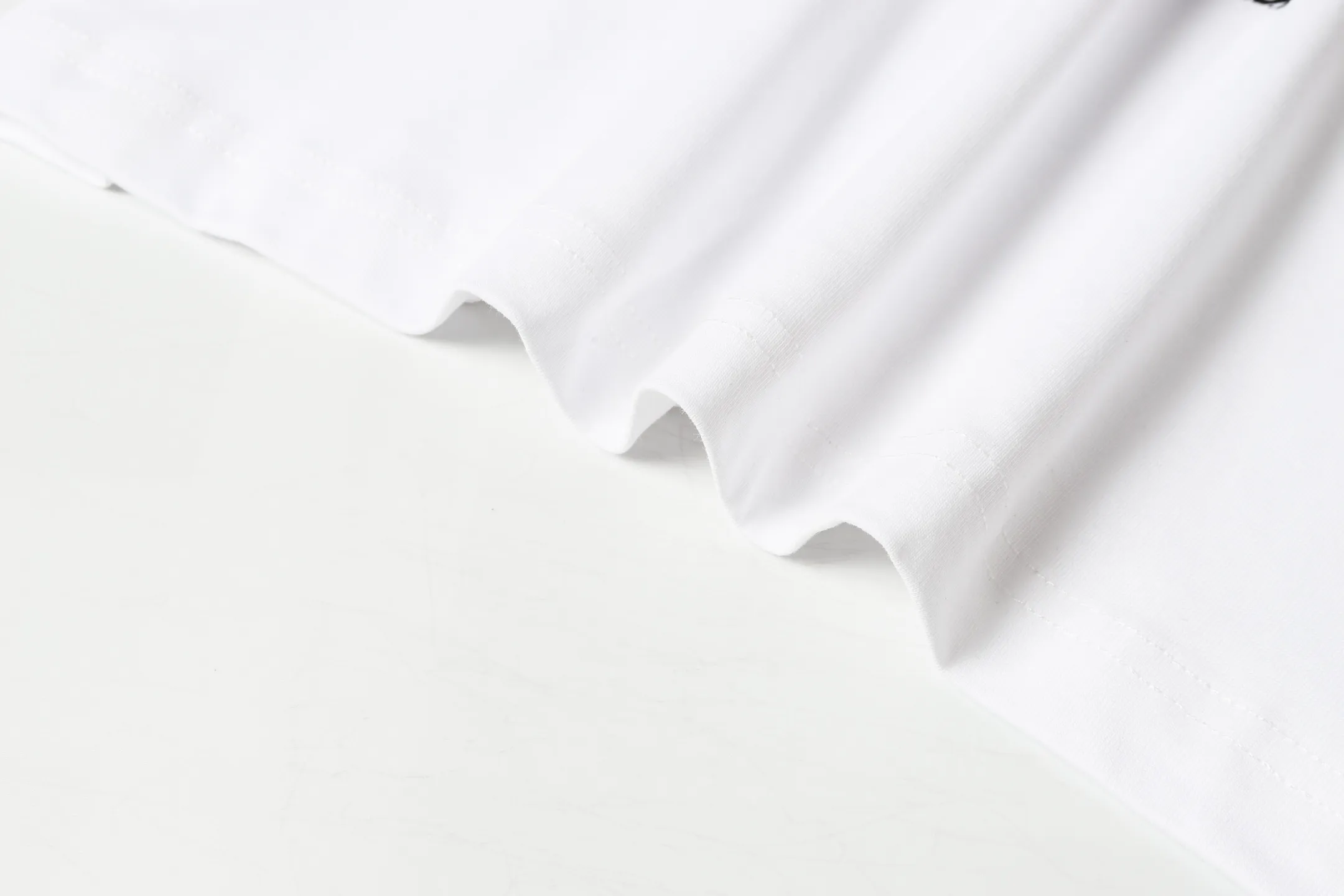 P108 Real-stock Hellstar cross-border European and American style, street fashion brand pure cotton T-shirt. Fabric: 32 counts of 240g combed double yarn pure cotton Size: S-M- L- X L Color: White: Apricot 👉 👉 👉