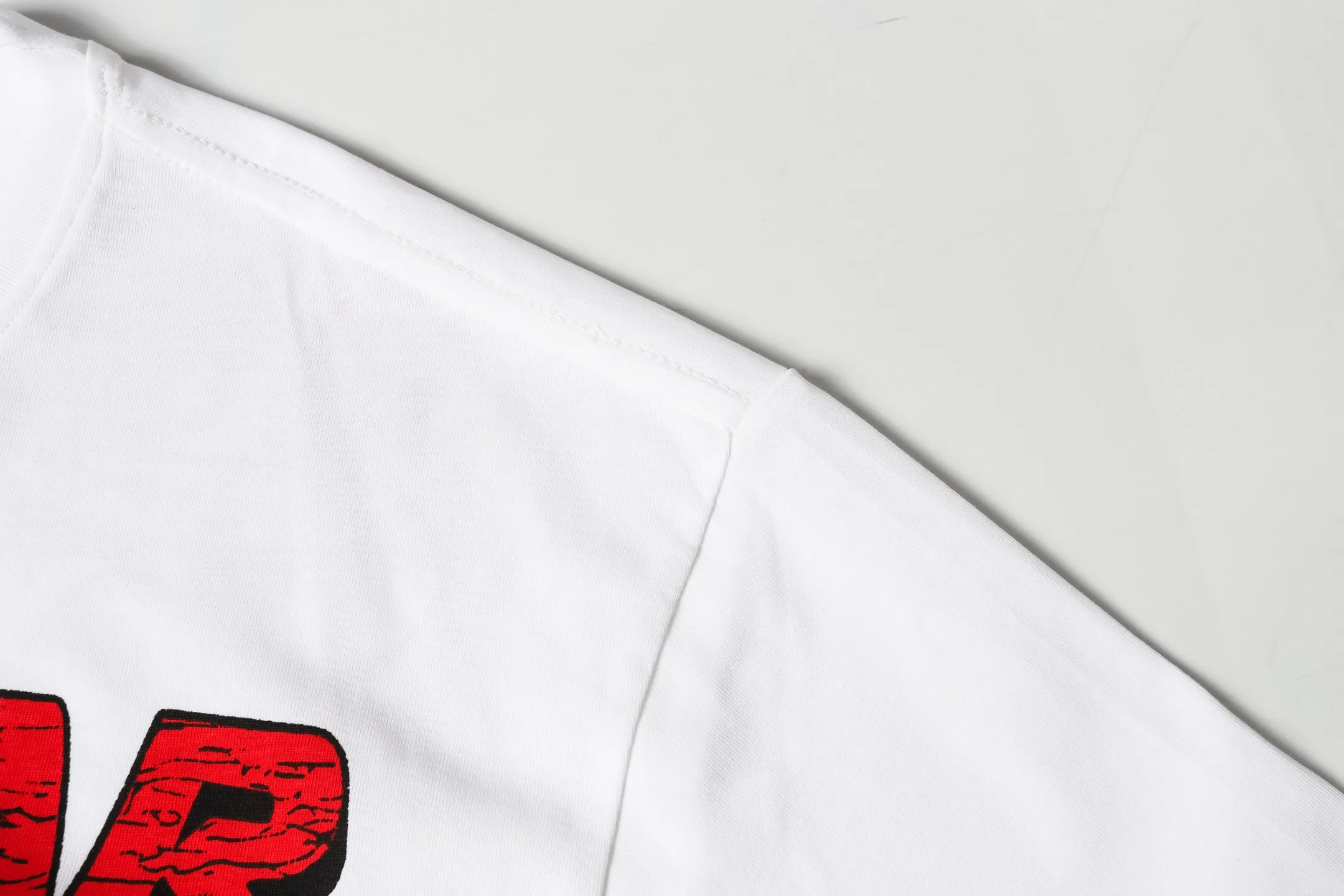 P108 Real-stock Hellstar cross-border European and American style, street fashion brand pure cotton T-shirt. Fabric: 32 counts of 240g combed double yarn pure cotton Size: S-M- L- X L Color: White: Apricot 👉 👉 👉