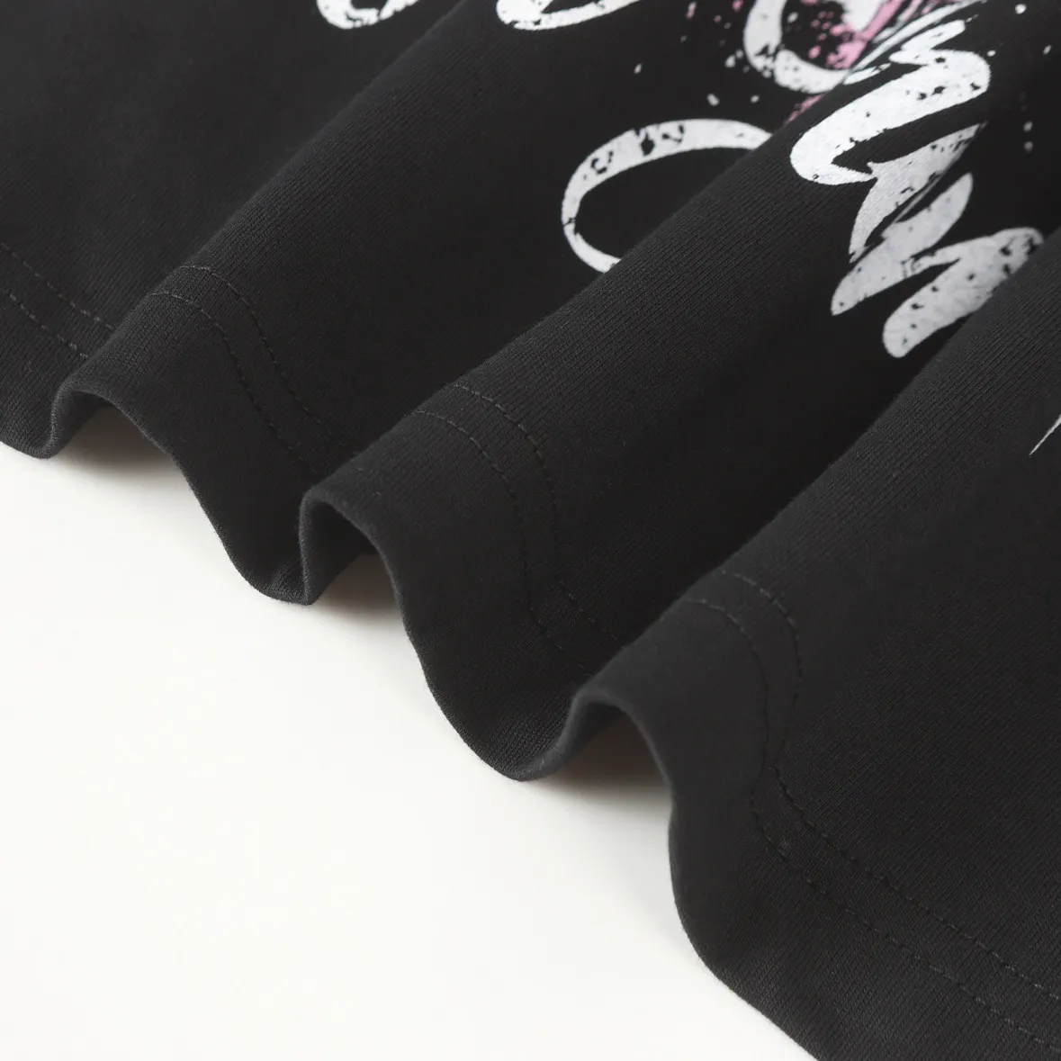 P108 Real-stock Hellstar Cross-border European and American style, street fashion brand pure cotton T-shirt Fabric (fabric): 32 pieces of 240g heavy combed double yarn pure cotton Size (size): S-M- L- X L Color (colour): black