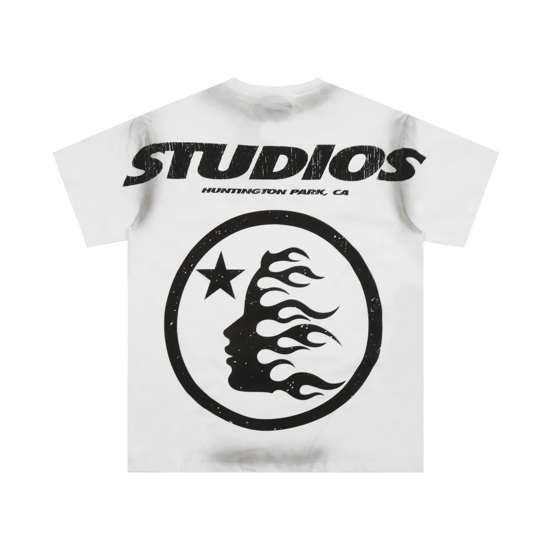 P126 HELLSTAR STUDIOS CARTOON LOGO T-SHIRT Spray Ma Liu Distressed T-shirt The new hot beauty trend Hellstar!  Standard beauty and trendy workmanship, original customization (fabric, pattern, printing, hang tag, main mark, etc.), exaggerated style, explosive style, dare to break through tradition, bring adventurous new fashion experience!   YoungBoy, the most popular rapper in the youth circle, has shot a lot of models for him, and celebrities such as Dababy and Swae Lee frequently get dressed!  color: white Size: S, M, L, XL