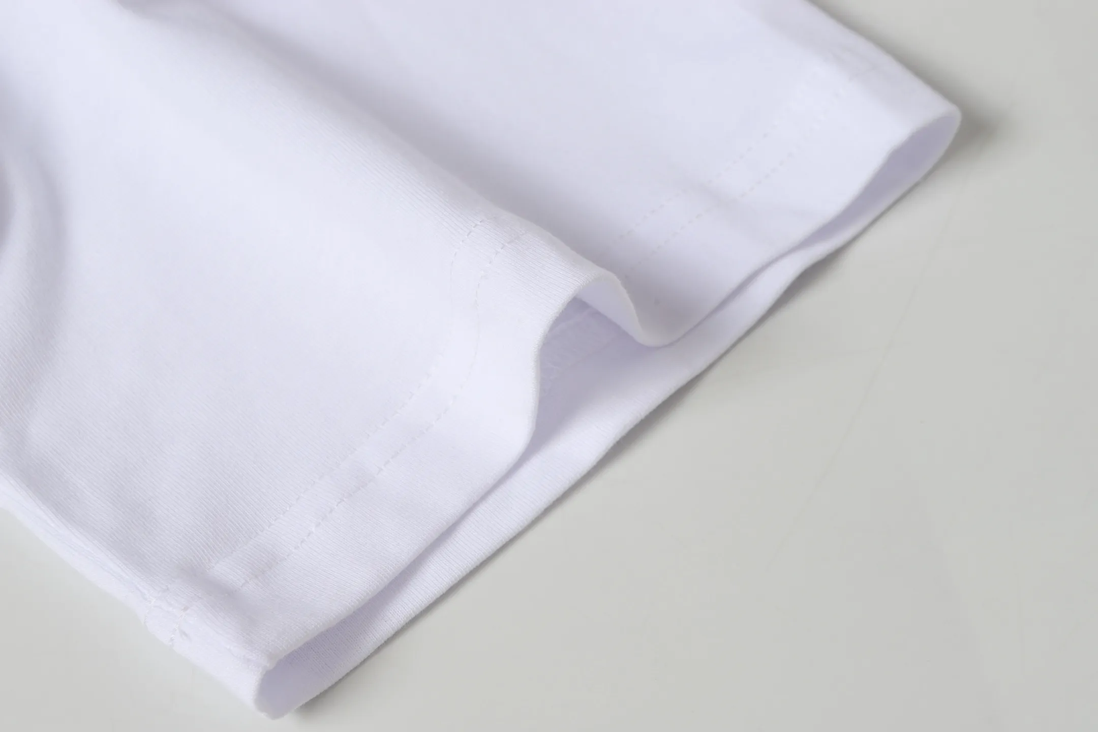 P108 Real-stock Hellstar cross-border European and American style, street fashion brand pure cotton T-shirt Fabric (fabric): 32 counts of 240g heavy combed double yarn pure cotton Size (size): S-M- L- X L Color (colour): white/apricot 👉 👉