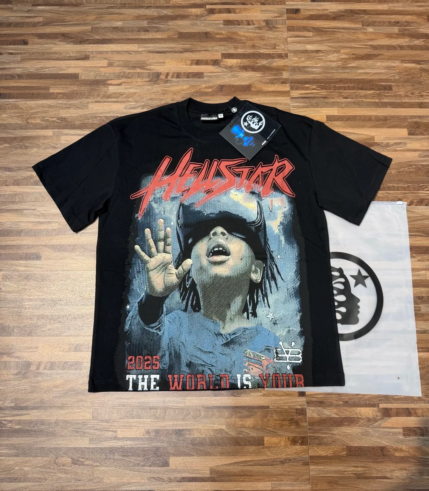 P108 Real-stock Hellstar Cross-border European and American style, street fashion brand pure cotton T-shirt Fabric (fabric): 32 counts of 240g heavy combed double yarn pure cotton Size (size): S-M- L- X L Color (colour): Active black/ivory white