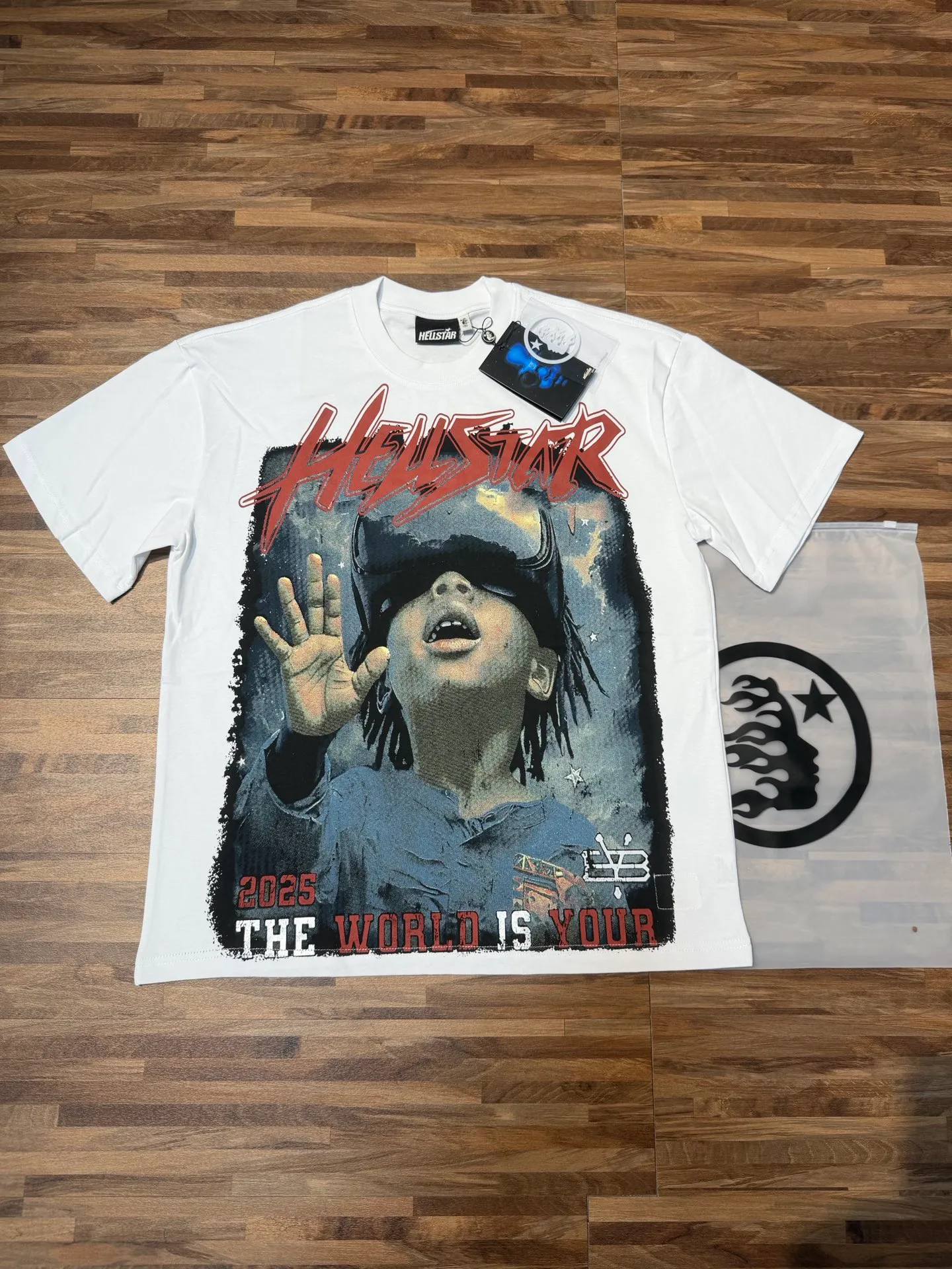 P108 Real-stock Hellstar Cross-border European and American style, street fashion brand pure cotton T-shirt Fabric (fabric): 32 counts of 240g heavy combed double yarn pure cotton Size (size): S-M- L- X L Color (colour): Active black/ivory white