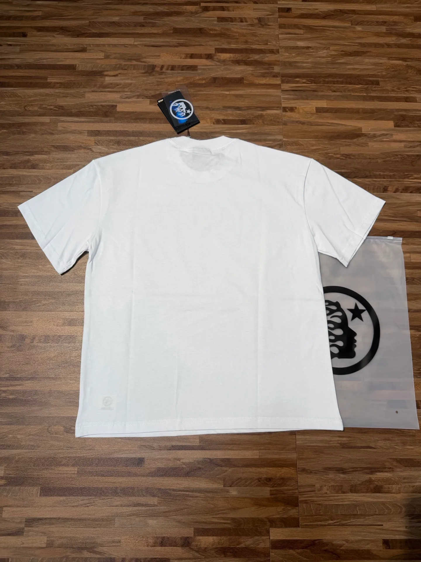 P108 Real-stock Hellstar Cross-border European and American style, street fashion brand pure cotton T-shirt Fabric (fabric): 32 counts of 240g heavy combed double yarn pure cotton Size (size): S-M- L- X L Color (colour): Active black/ivory white