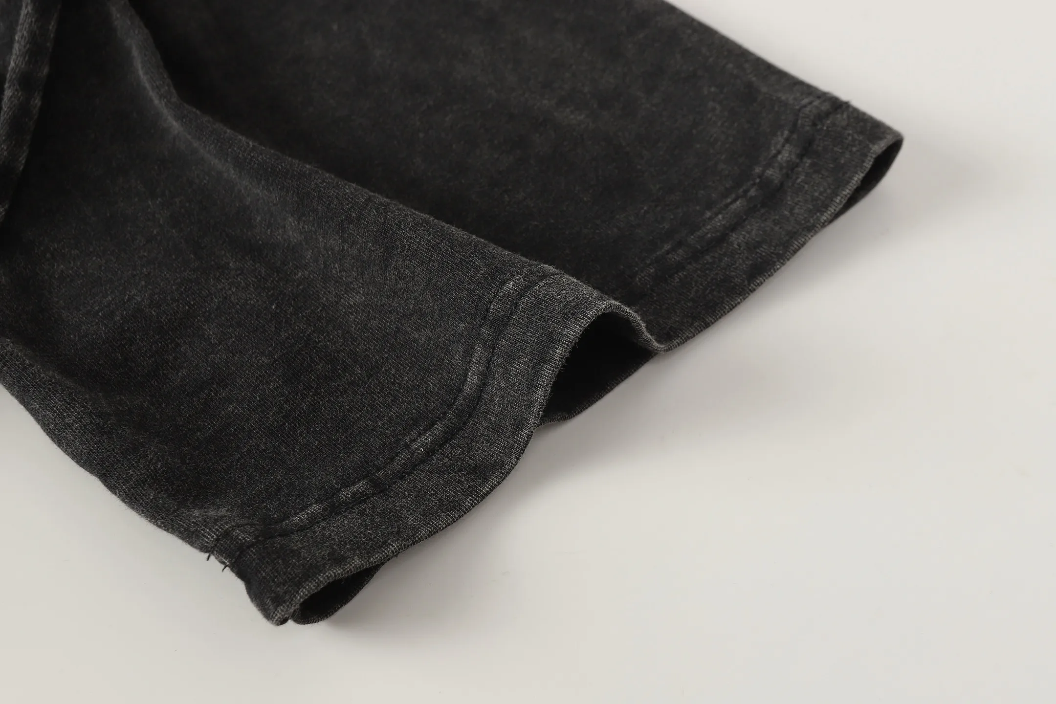 P124 Hellstar Hellstar Cross-border European and American style street fashion brand pure cotton T-shirt Fabric (fabric): 32 counts 250g washed combed double yarn pure cotton Size (size): S-M- L- X L Color (colour): Washed black (spray Ma Liu)