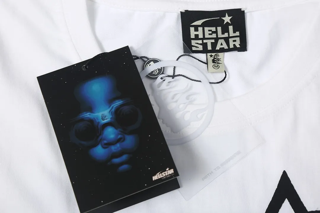 5503# P136 ins The same European and American trendy Hell Star letter print lightning high street men and women hip-hop loose long-sleeved T-shirt Color: White Black Size: S M L XL