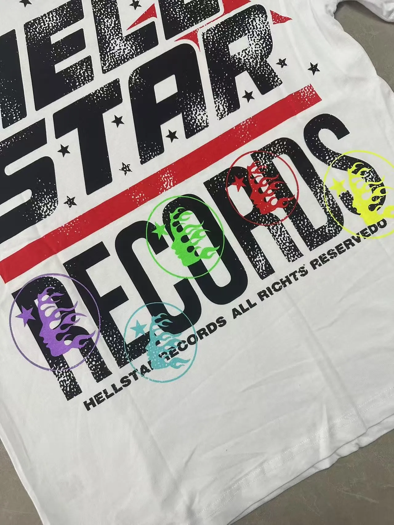 P108 Real-stock Hellstar Cross-border European and American style, street brand pure cotton T-shirt Fabric (fabric): 32 counts of 240g heavy combed double yarn pure cotton Size (size): S-M- L- X L Color (colour): Black/khaki 👉