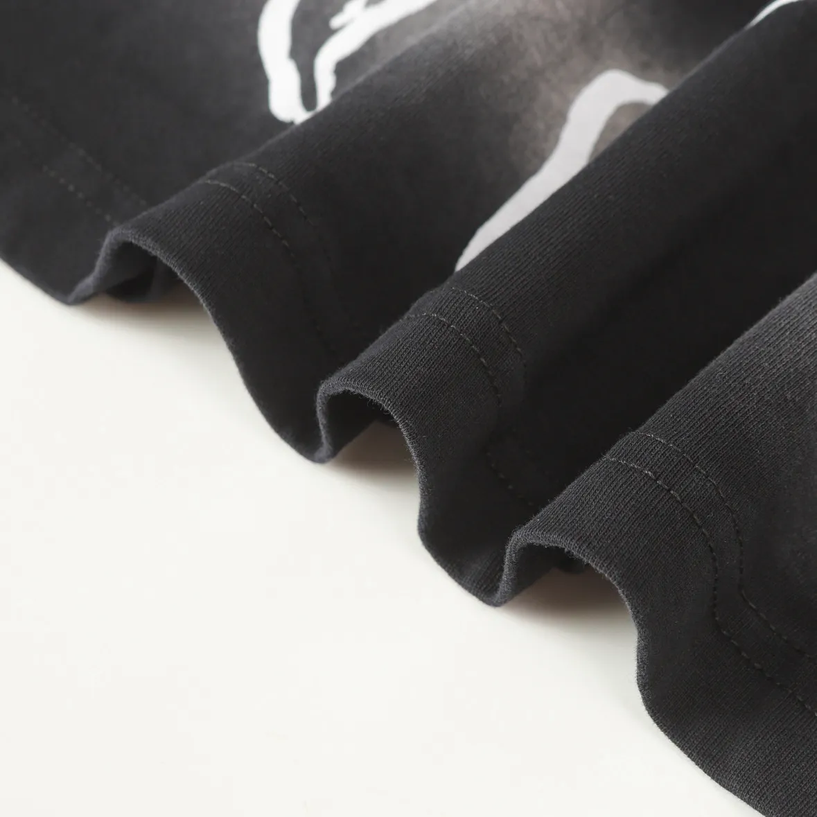 P124 Hellstar Hellstar Cross-border European and American style street fashion brand pure cotton T-shirt Fabric (fabric): 32 counts 250g washed combed double yarn pure cotton Size (size): S-M- L- X L Color (colour): Washed black (spray Ma Liu)