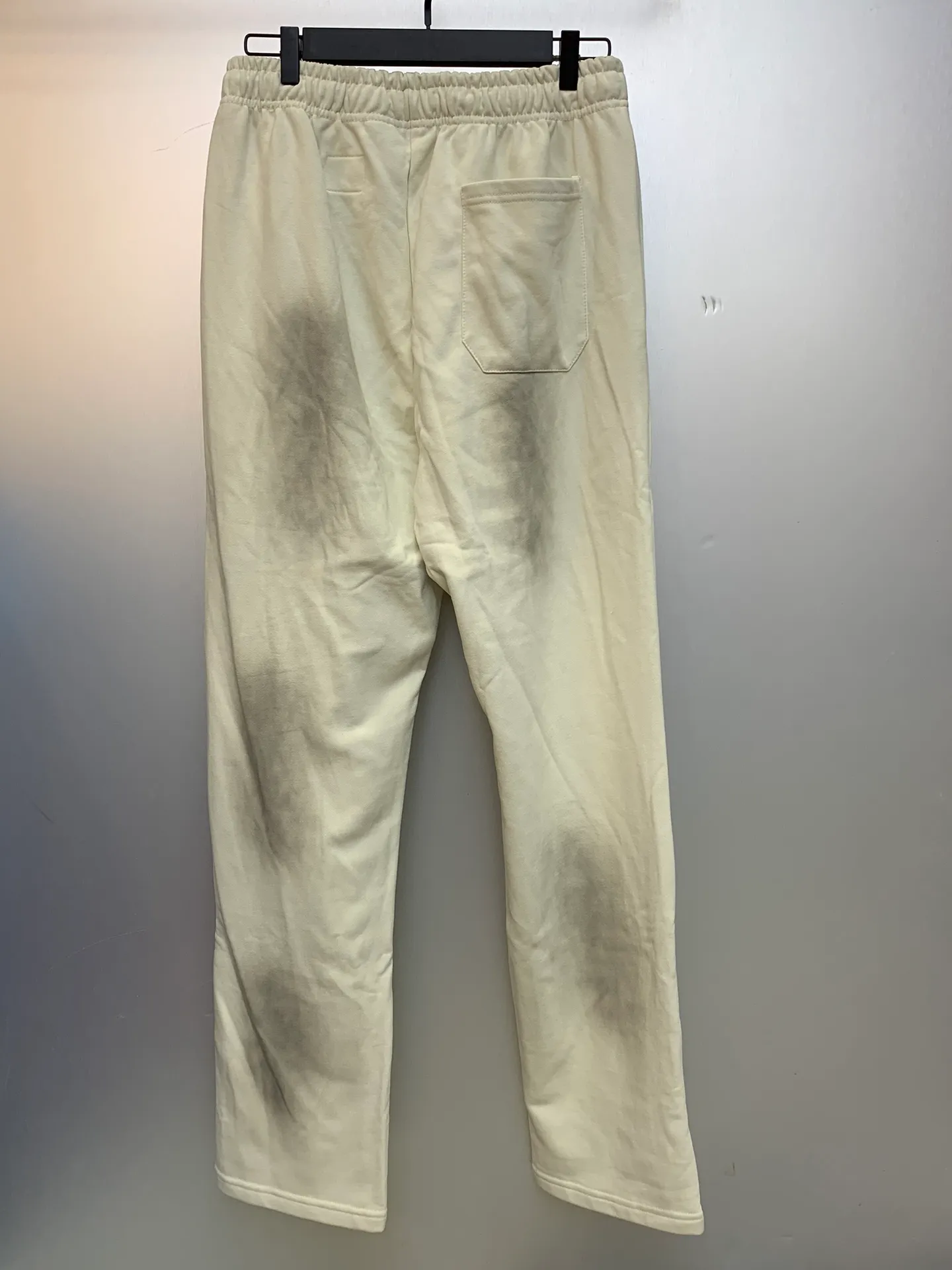 P210 Hellstar Studios washed distressed terry sweatpants color (color): beige Size (size): S, M, L, XL