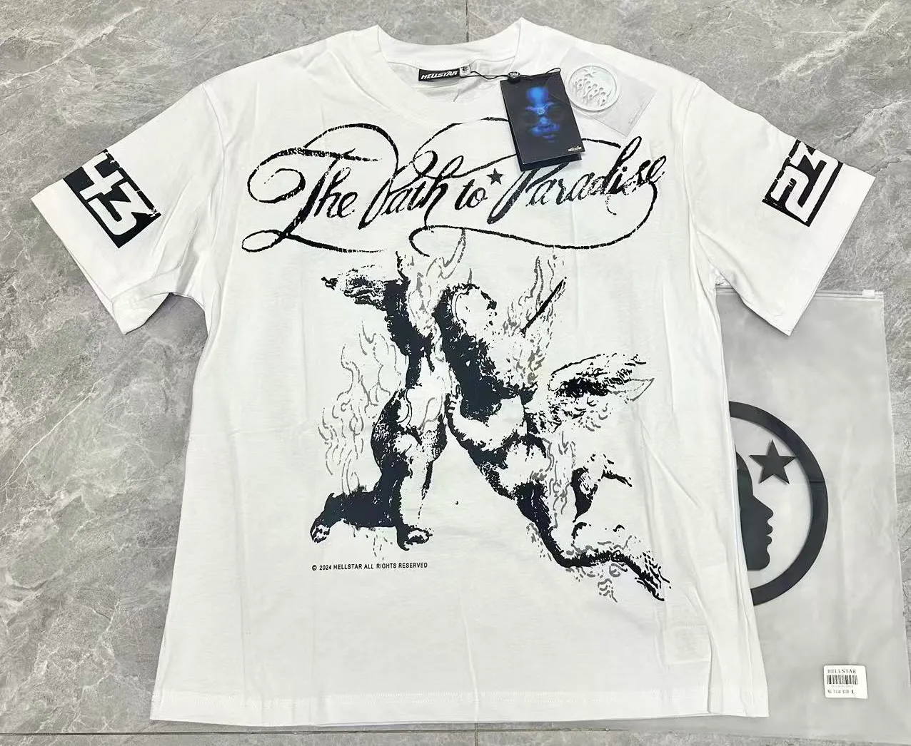 P108 Real-stock Hellstar Cross-border European and American style, street fashion brand pure cotton T-shirt Fabric (fabric): 32 counts of 240g heavy combed yarn pure cotton Size (size): S-M- L- X L Color (colour): apricot/white