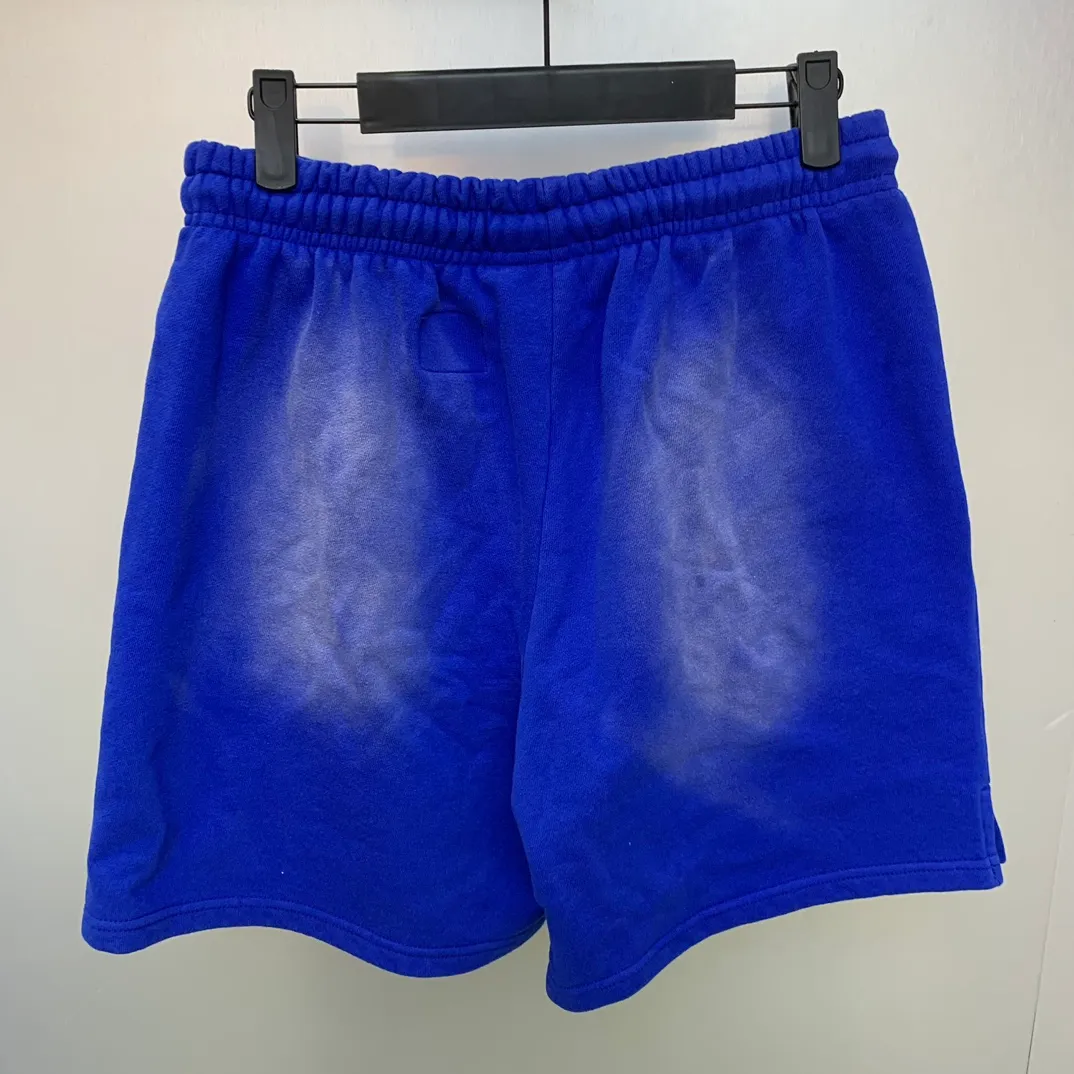 P150 7-color FLAME SHORTS Hellstar high-quality spray-on shorts, the new hot beauty trend Hellstar!  Standard beauty and trendy workmanship, original customization (fabric, pattern, printing, hang tag, main mark, etc.), exaggerated style, explosive style, dare to break through tradition, bring adventurous new fashion experience! YoungBoy, the most popular rapper in the youth circle, has shot a lot of models for him, and celebrities such as Dababy and Swae Lee frequently get dressed!  Color: WHITE, Black red, Black green, Purple, Blue, Gray, Yellow Size: S, M, L, XL
