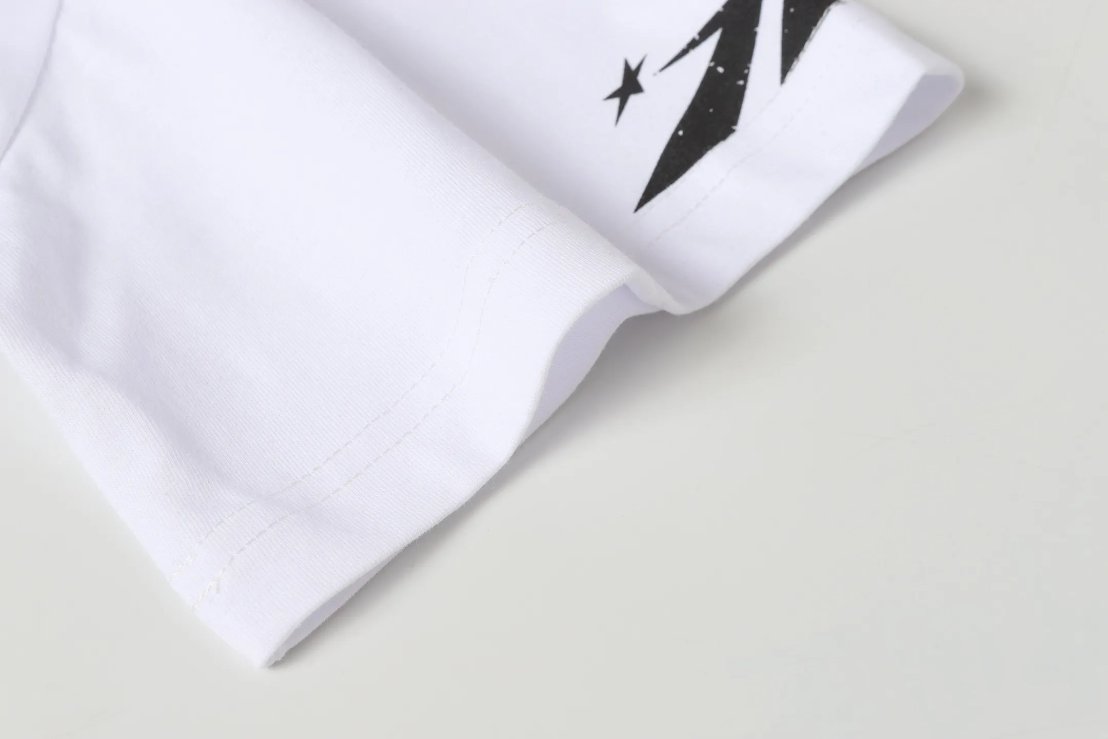 P108 Real-stock Hellstar Cross-border European and American style, street brand pure cotton T-shirt Fabric (fabric): 32 pieces of 240g heavy combed double yarn pure cotton Size (size): S-M- L- X L Color (colour): white/apricot 👉