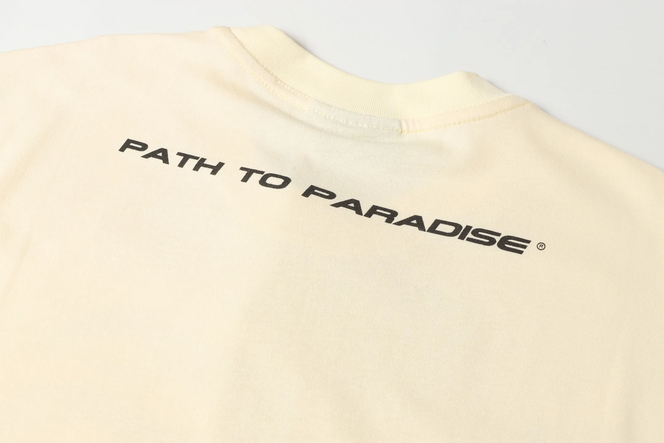 P108 Real-stock Hellstar Cross-border European and American style, street brand pure cotton T-shirt Fabric (fabric): 32 pieces of 240g heavy combed double yarn pure cotton Size (size): S-M- L- X L Color (colour): white/apricot 👉